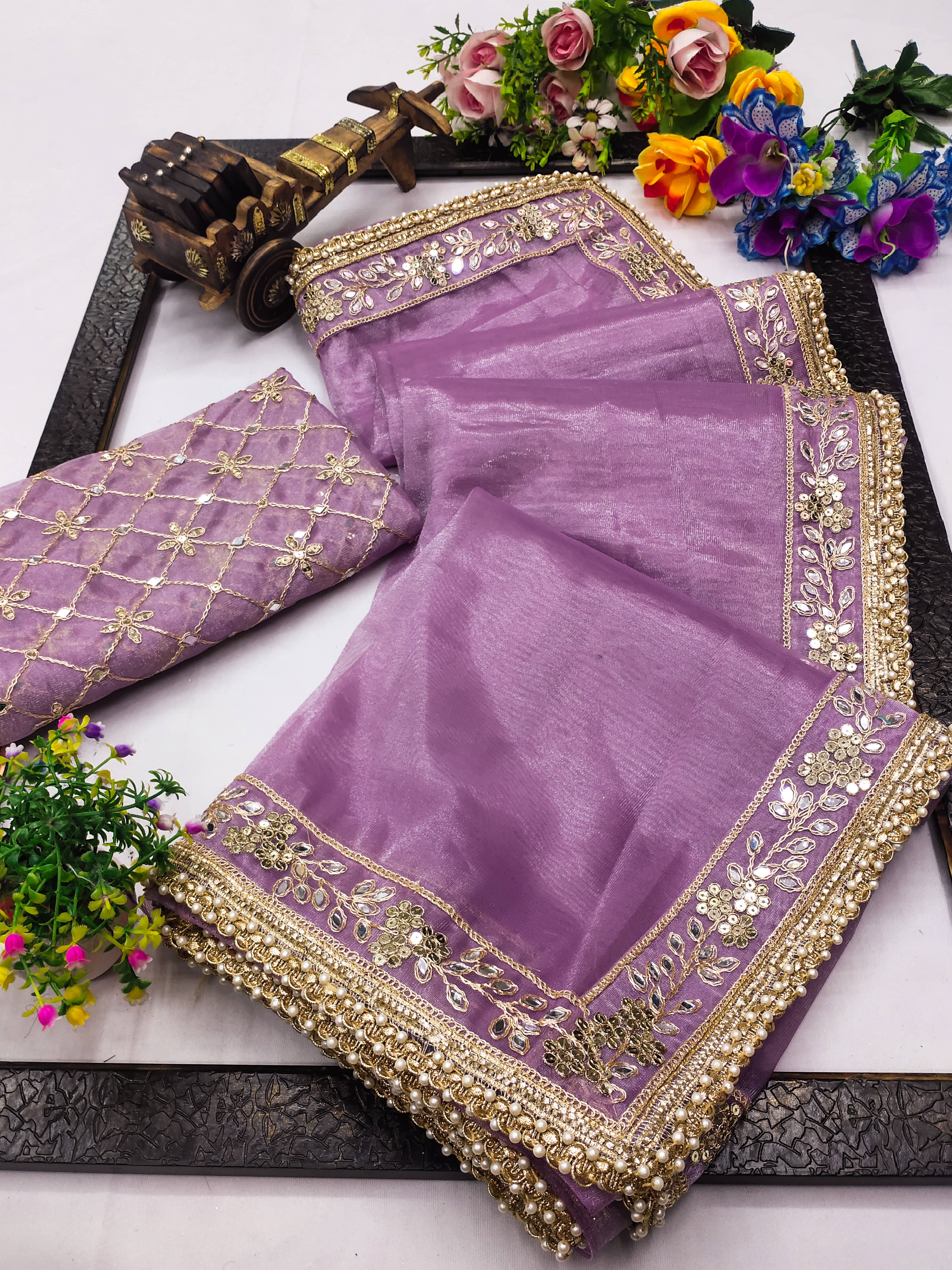     			XOOM LADY Net Embroidered Saree With Unstitched Blouse Piece ( Purple )