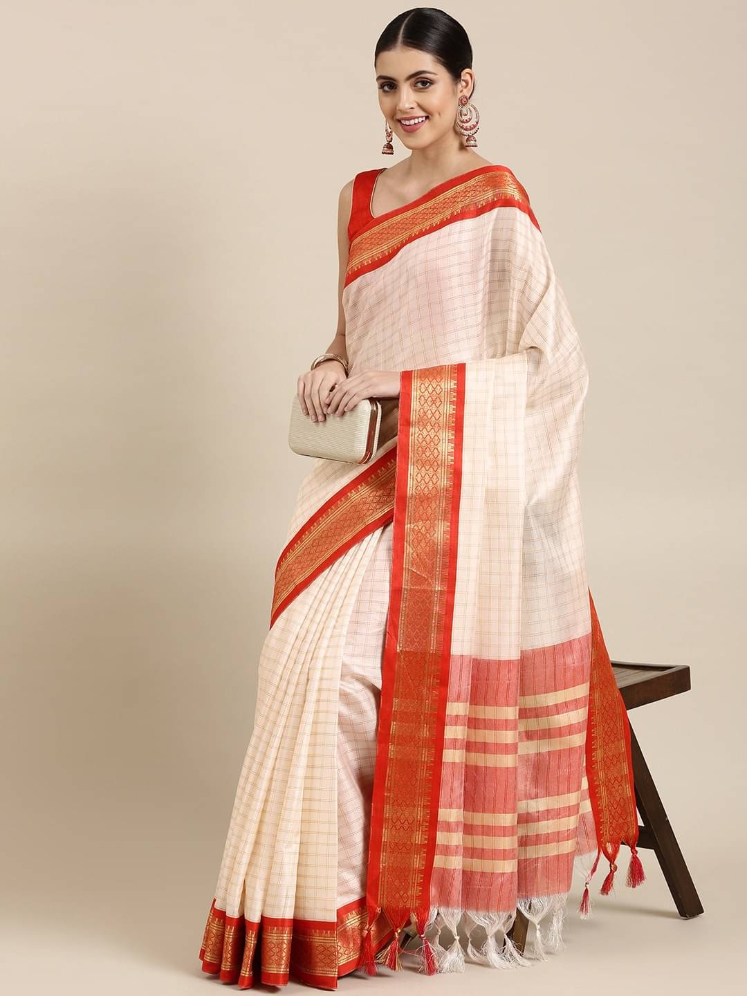     			Rangtulika Ethnics Cotton Woven Banarasi saree With Unstitched Blouse Piece ( Red )