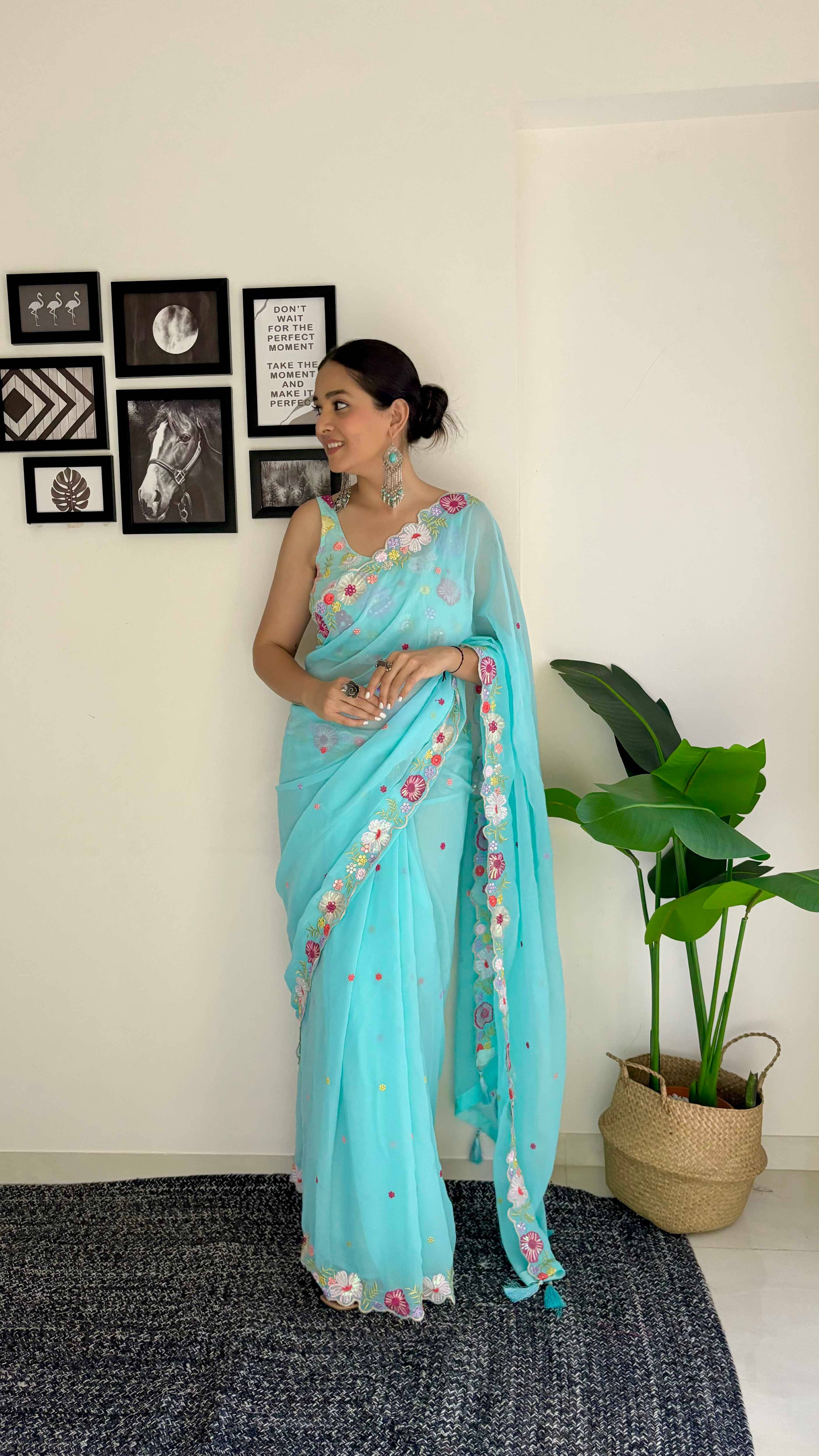     			Rangtulika Ethnics Georgette Woven Banarasi saree With Unstitched Blouse Piece ( Blue )