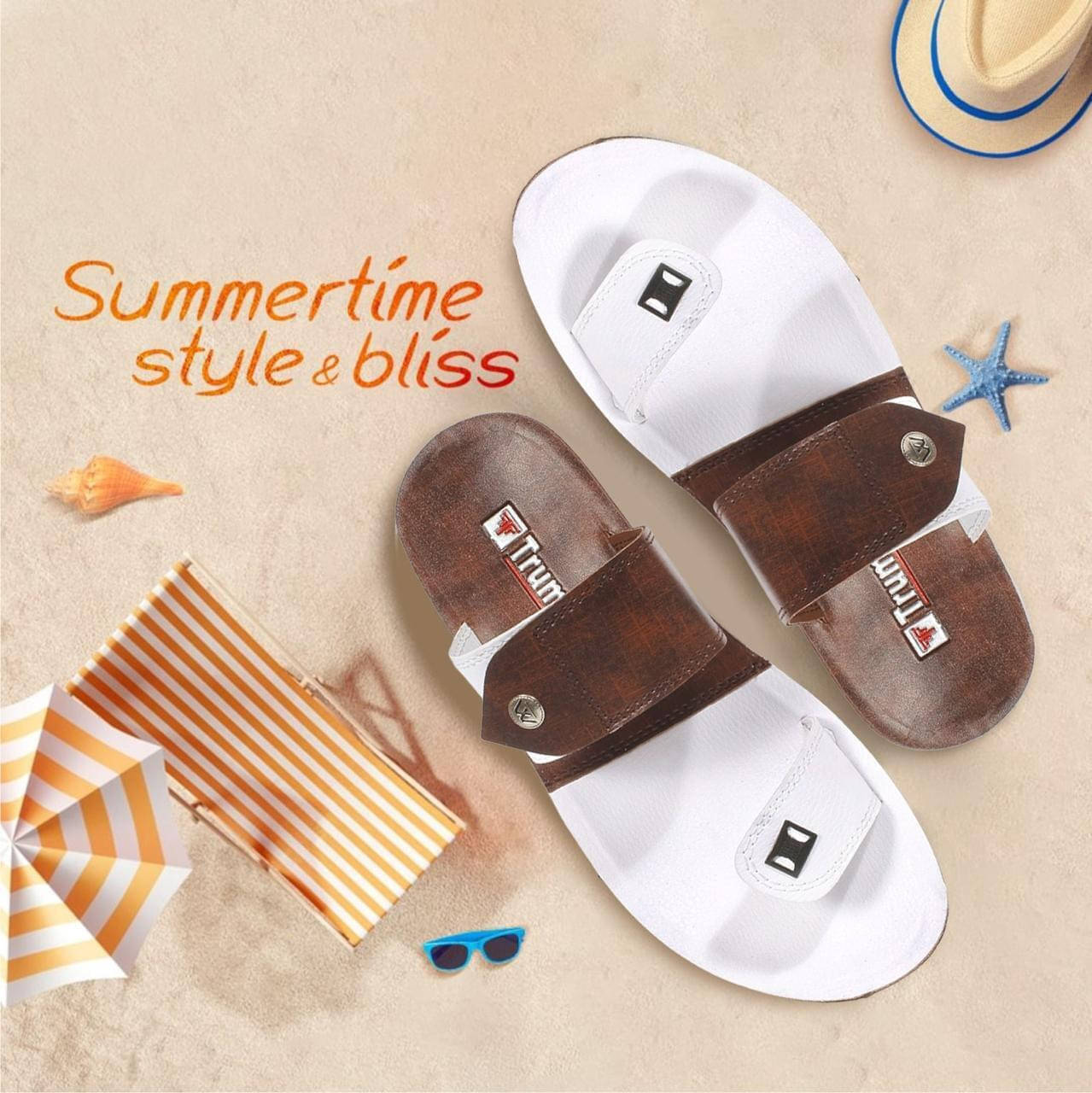     			Trump White Men's Daily Slipper