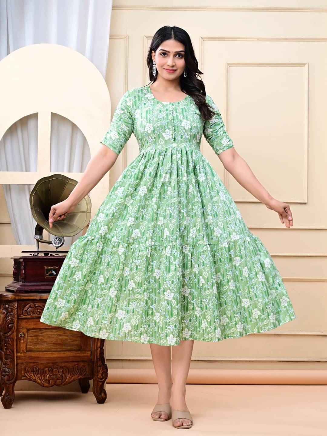 Aasira Women Cotton Printed Anarkali Kurti ( Green ) Aasira Women Cotton Printed Anarkali Kurti ( Green )