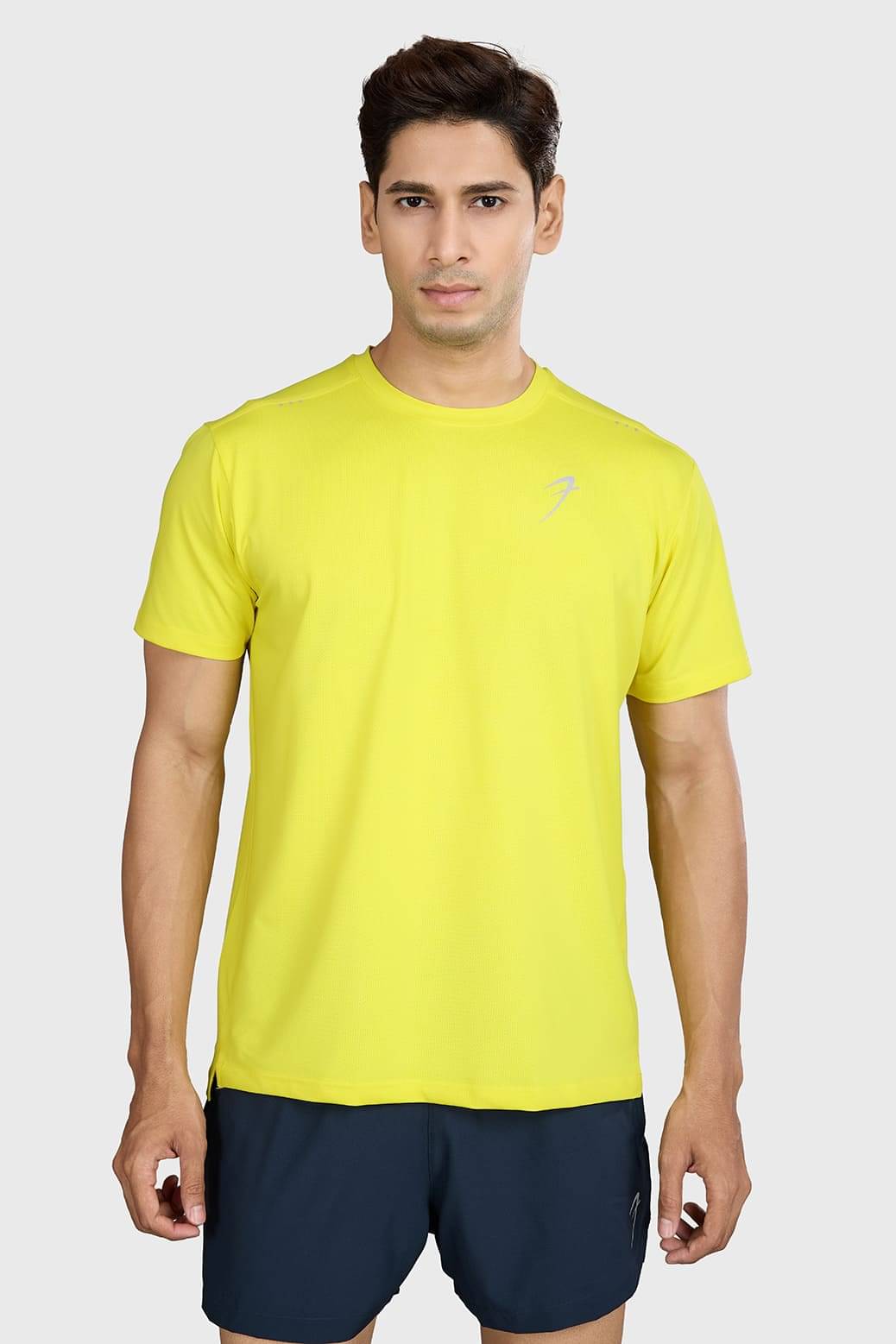     			Fuaark Yellow Polyester Regular Fit Men's Sports T-Shirt ( Pack of 1 )