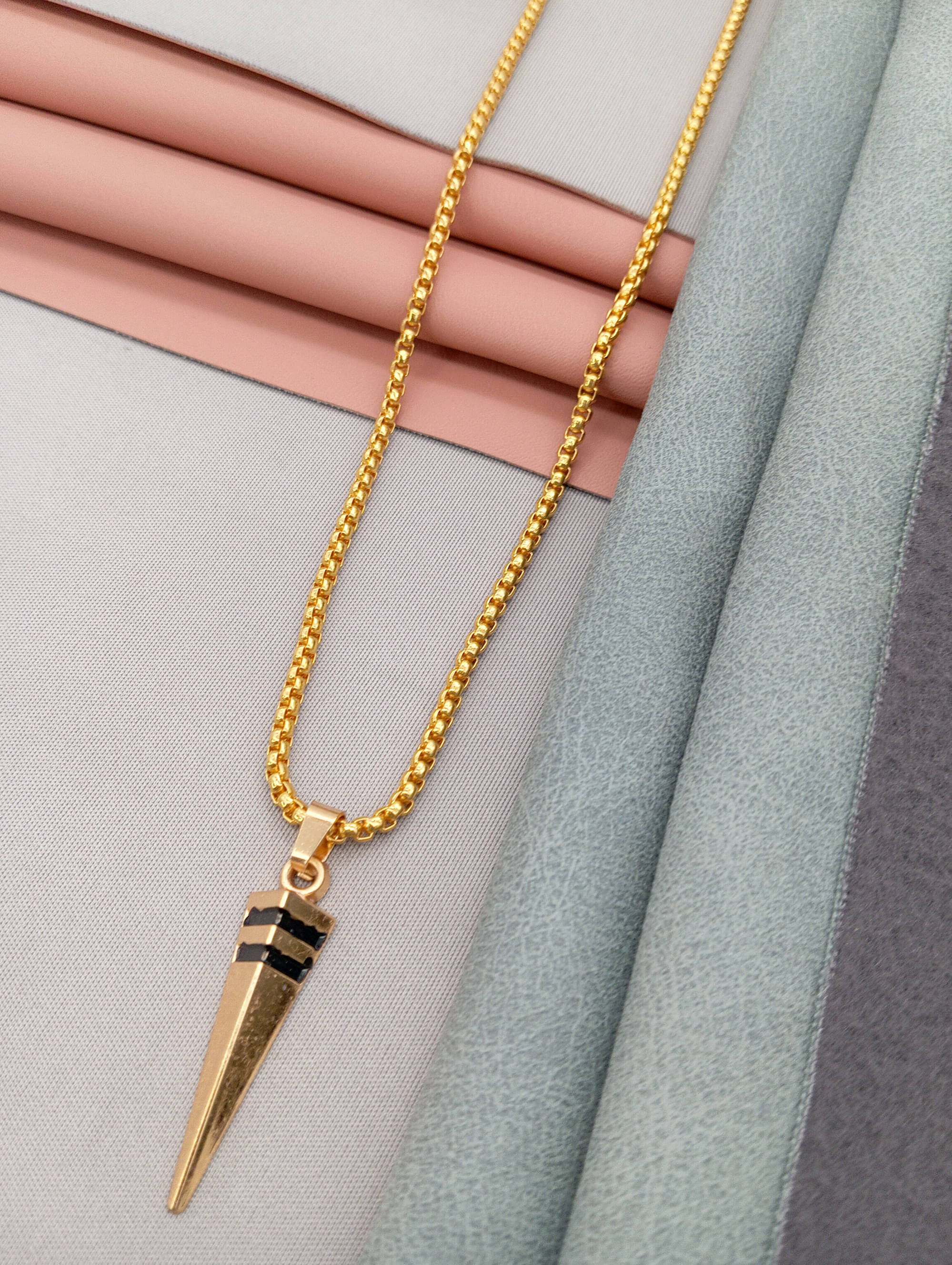     			SHANKHRAJ MA LL Gold Pendant ( Pack of 1 )