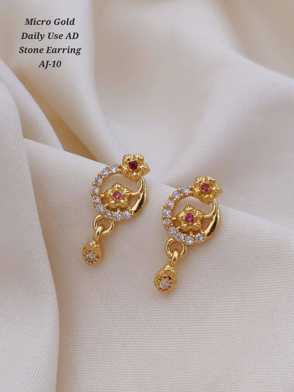 Shivay Fashion Gold Jhumki Earrings ( Pack of 1 ) - Earrings | Buy online on ZillyBuy