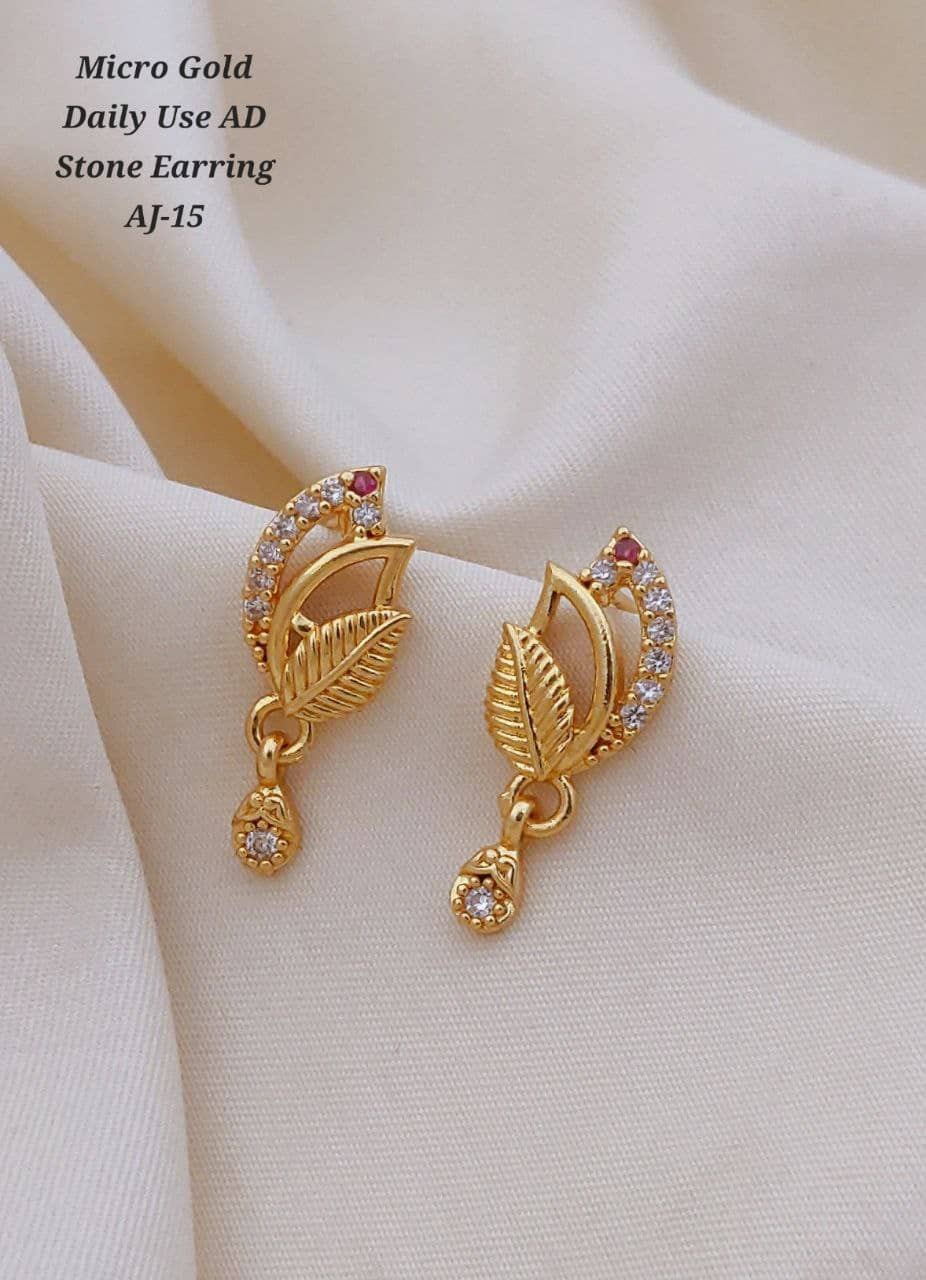 Shivay Fashion Gold Jhumki Earrings ( Pack of 1 ) - Earrings | Buy online on ZillyBuy