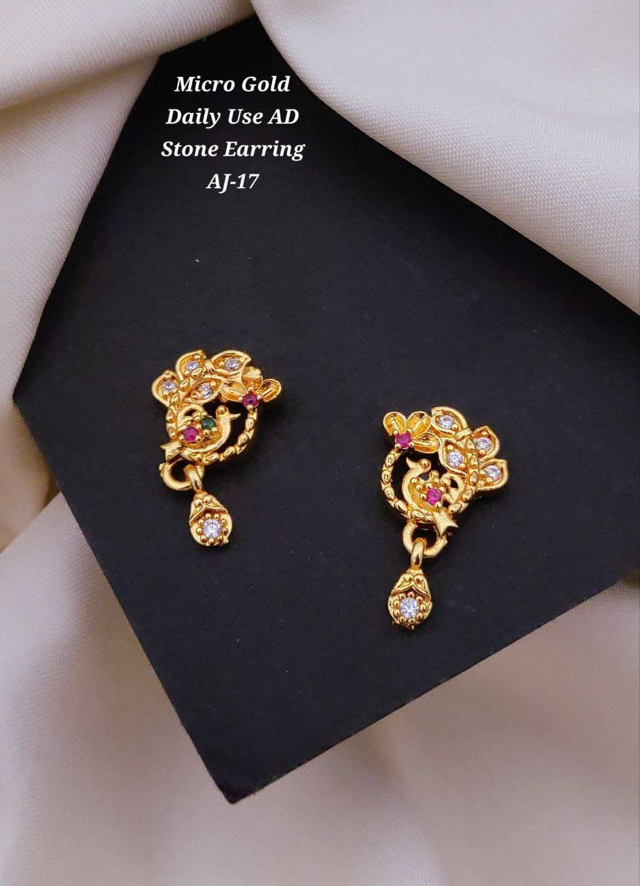     			Shivay Fashion Gold Jhumki Earrings ( Pack of 1 )