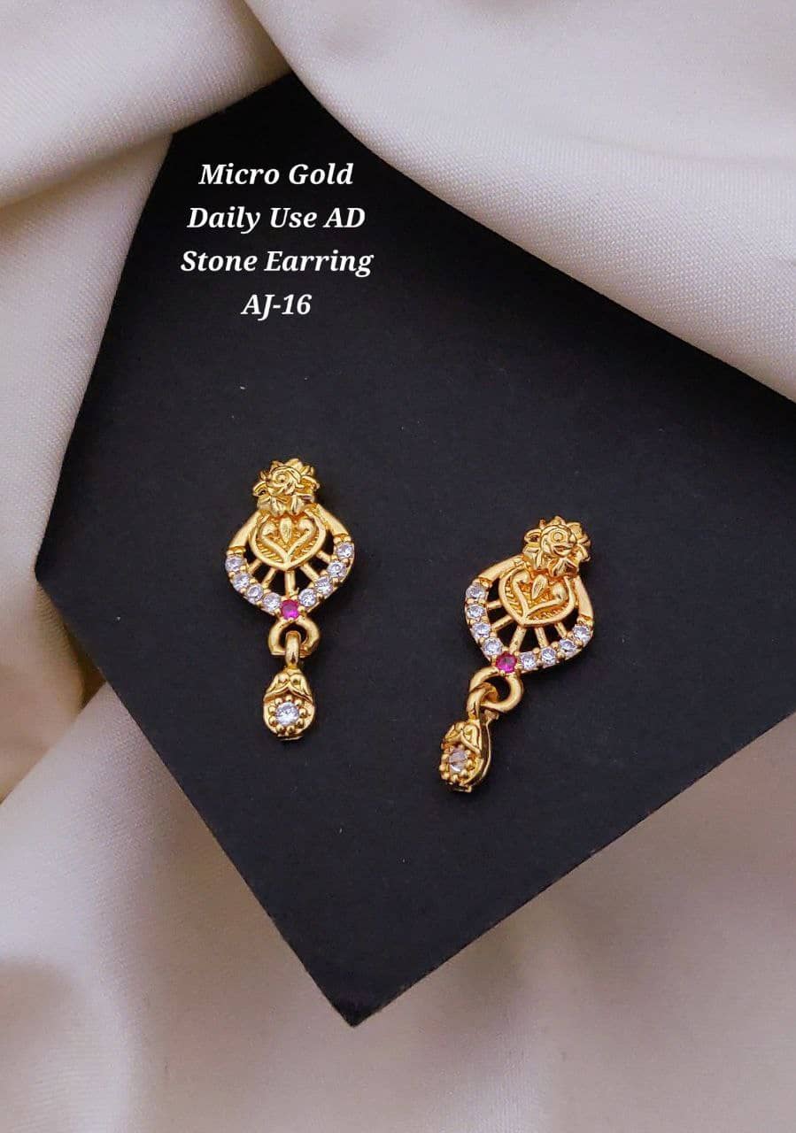 Shivay Fashion Gold Jhumki Earrings ( Pack of 1 ) - Earrings | Buy online on ZillyBuy