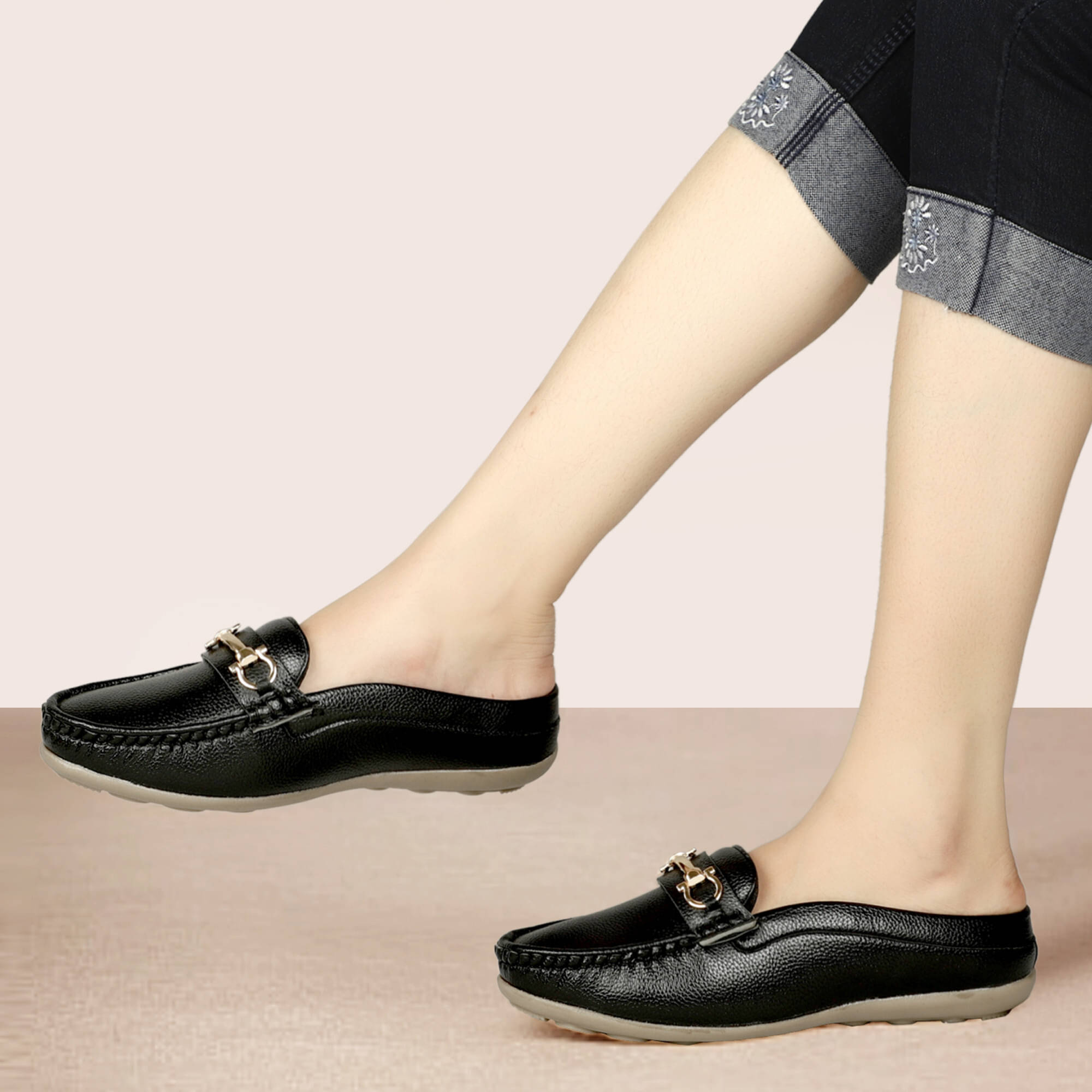     			Trotus Black Women's Loafers