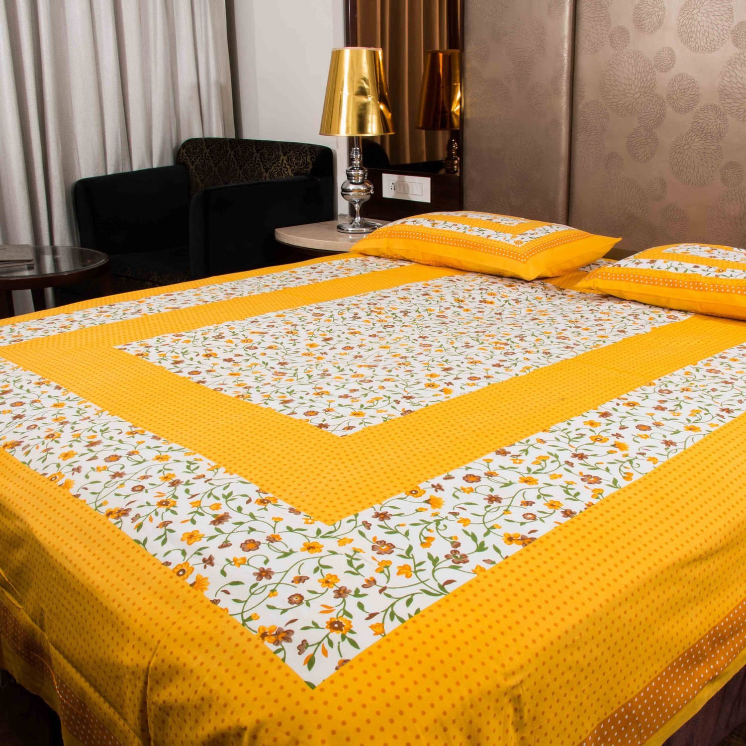Batham Handloom Cotton 1 Double Bedsheet with 2 Pillow Covers ( Red ) Batham Handloom Cotton 1 Double Bedsheet with 2 Pillow Covers ( Red )