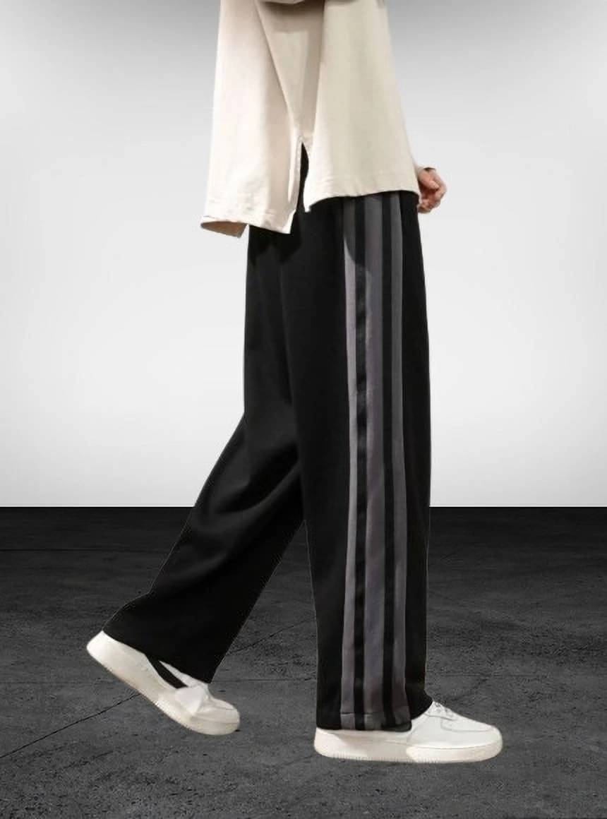 COMBRAIDED Black Polyester Blend Men's Trackpants ( Pack of 1 ) COMBRAIDED Black Polyester Blend Men's Trackpants ( Pack of 1 )