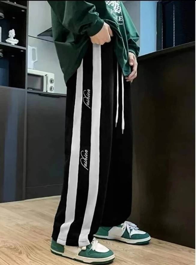 COMBRAIDED Multicolor 1 Polyester Blend Men's Trackpants ( Pack of 1 )     			COMBRAIDED Multicolor 1 Polyester Blend Men's Trackpants ( Pack of 1 )