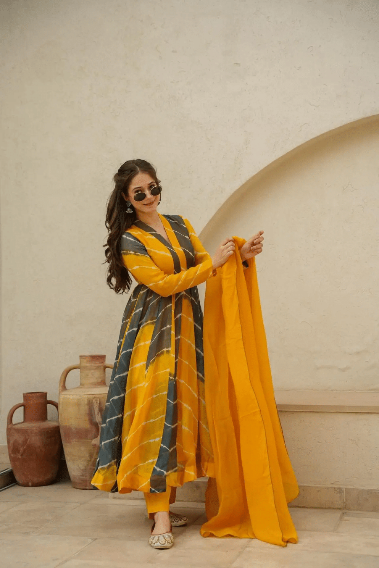     			Estela Women Georgette Printed Anarkali Kurti With Pants ( Yellow )