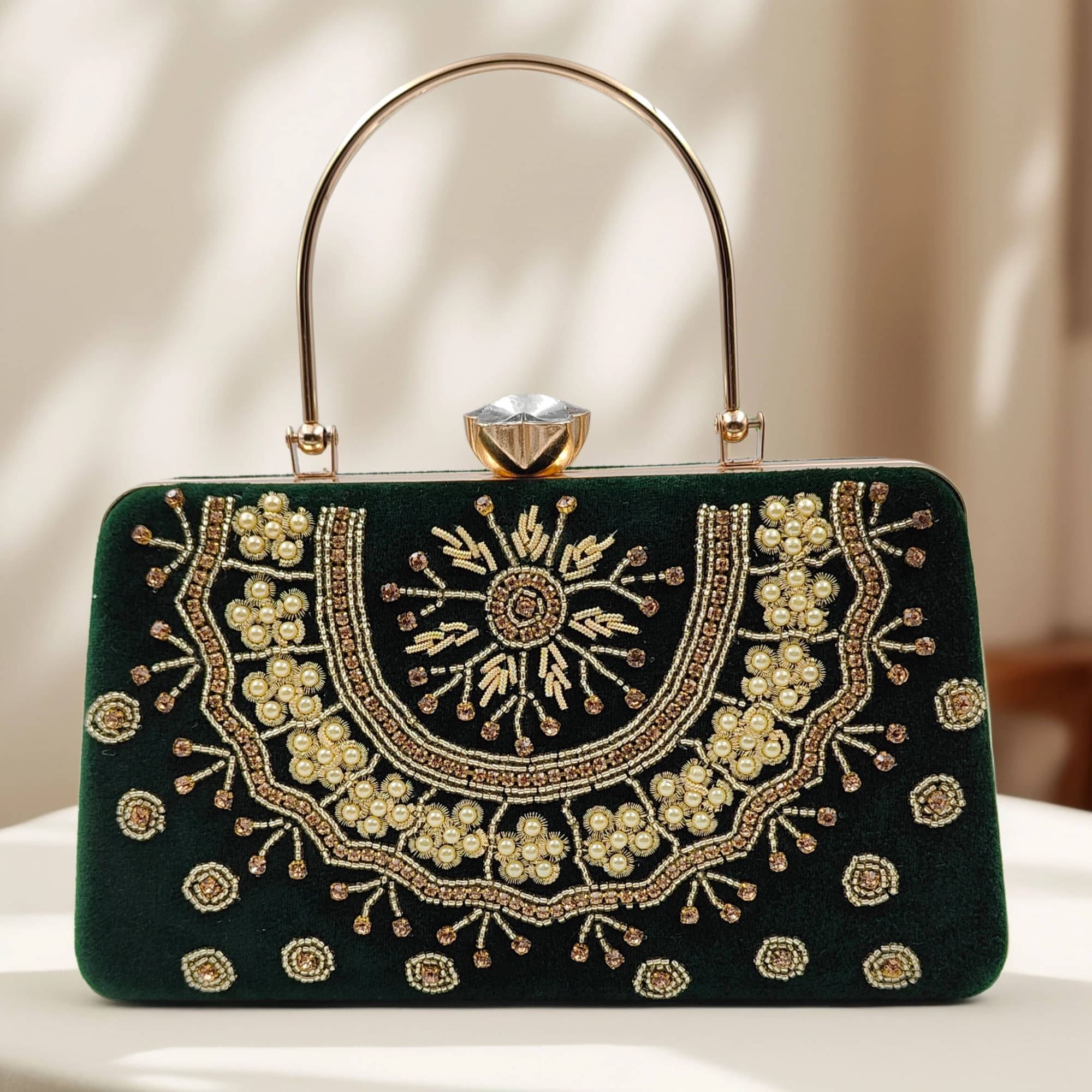     			Generic Green Fabric Box Clutch