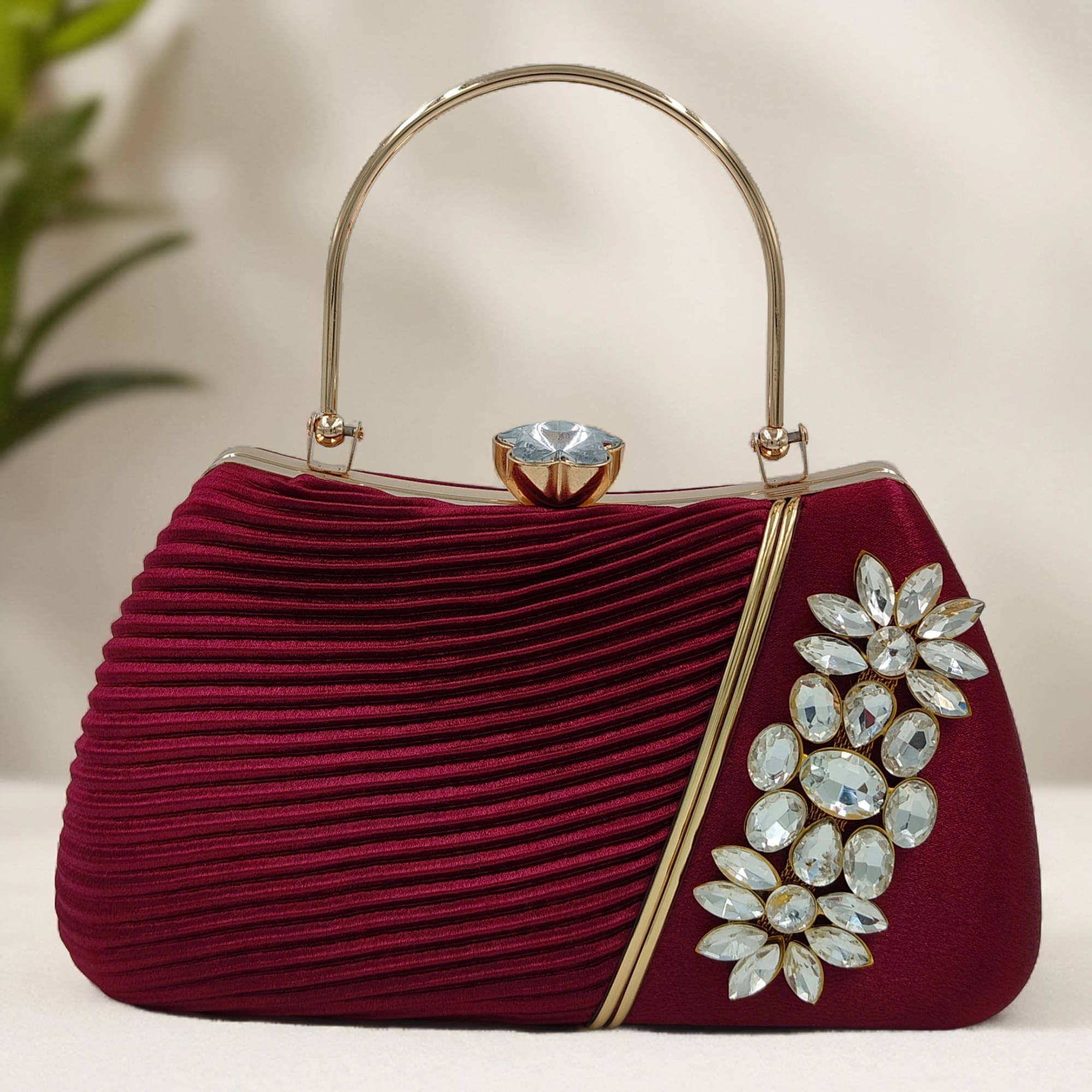     			Generic Maroon Fabric Box Clutch