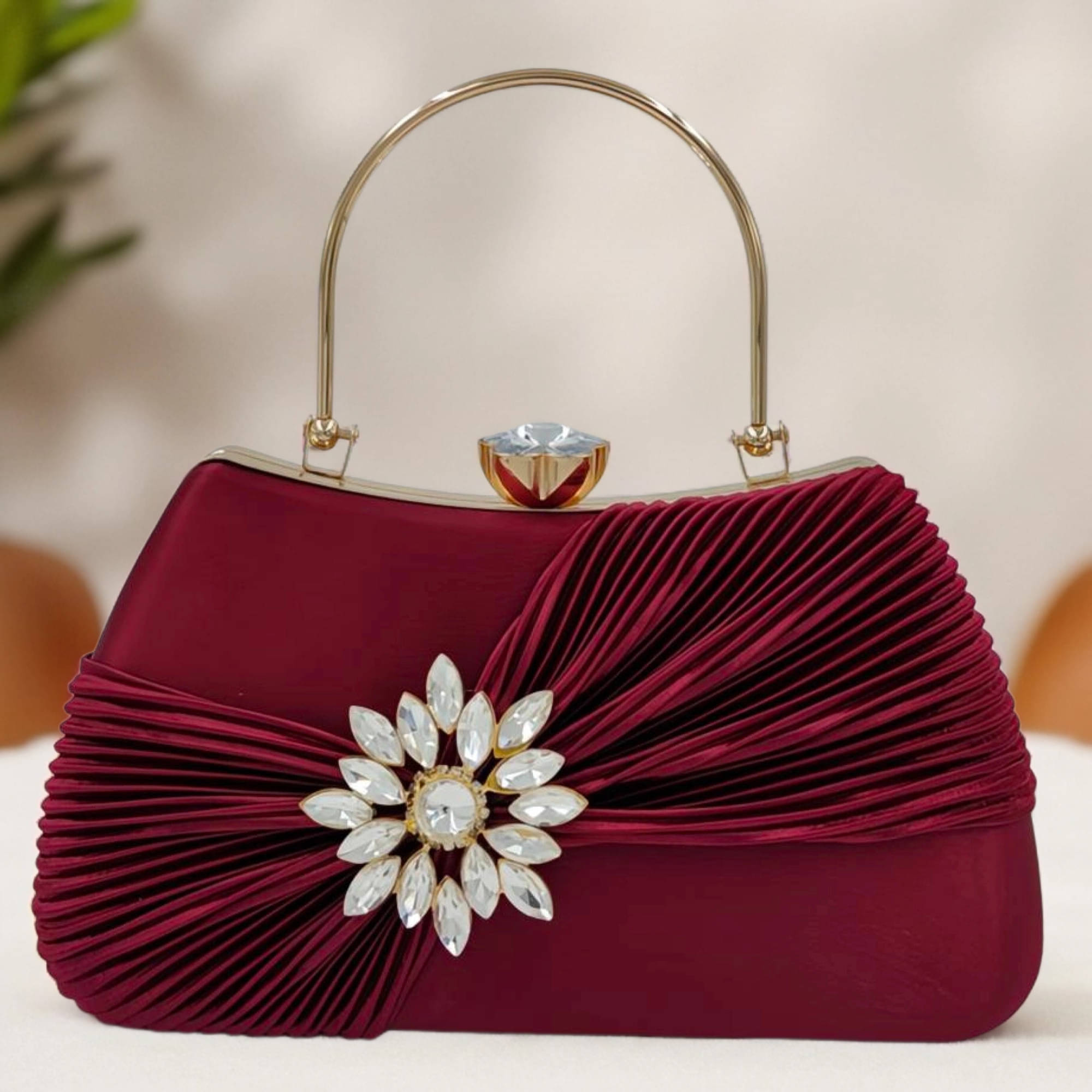     			Generic Maroon Fabric Box Clutch