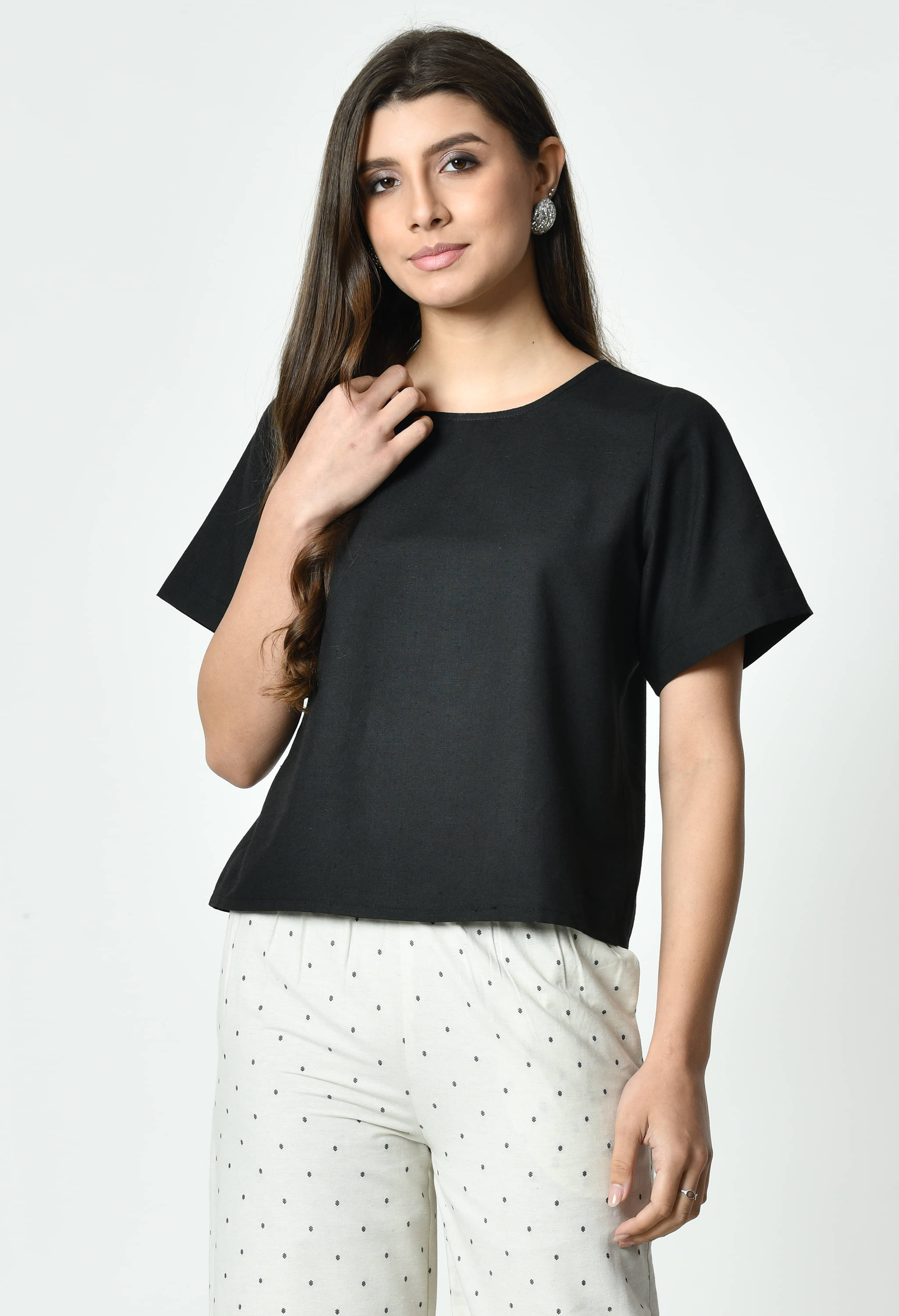 OTIRA Women's Crepe Regular Top ( Black )     			OTIRA Women's Crepe Regular Top ( Black )