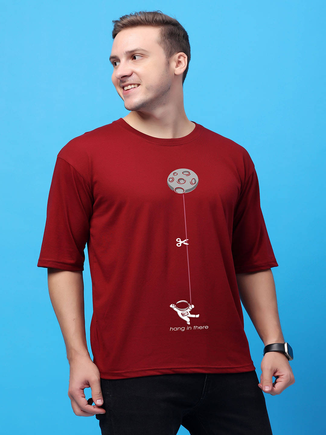     			SWIFTLY Men Cotton Oversized Fit Printed T-Shirt ( Maroon )