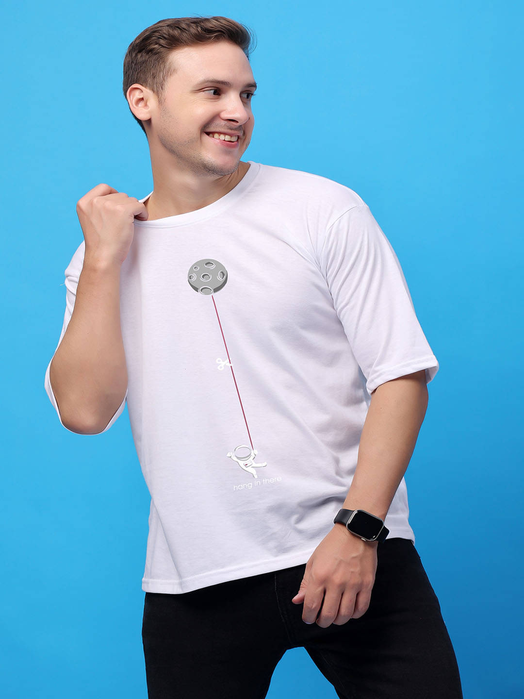     			SWIFTLY Men Cotton Oversized Fit Printed T-Shirt ( White )