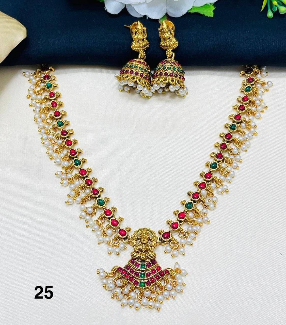 Shilpa Creation Multi Color Alloy Necklace Set ( Pack of 1 ) Shilpa Creation Multi Color Alloy Necklace Set ( Pack of 1 )