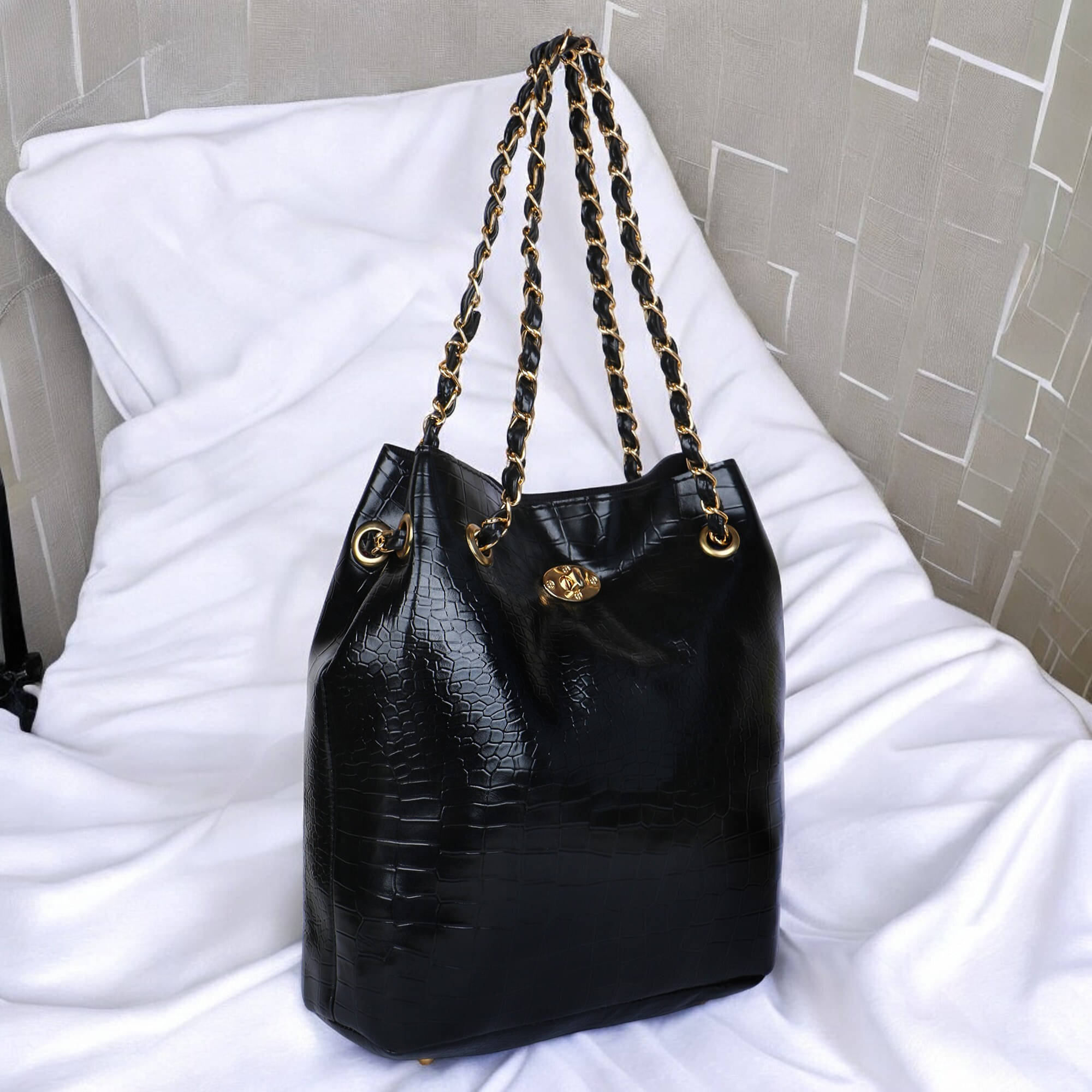     			WOB Handheld Bag Fabric Set of 1 ( Black )