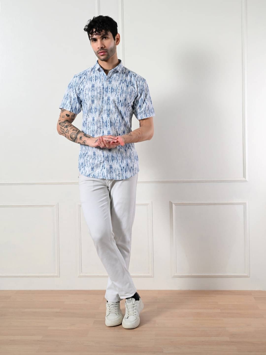     			7 GEN Cotton Blend Regular Fit Self Design Half Sleeves Men's Casual Shirt - Blue ( Pack of 1 )