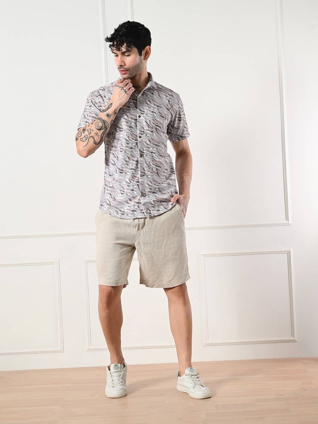     			7 GEN Cotton Blend Regular Fit Self Design Half Sleeves Men's Casual Shirt - Beige ( Pack of 1 )