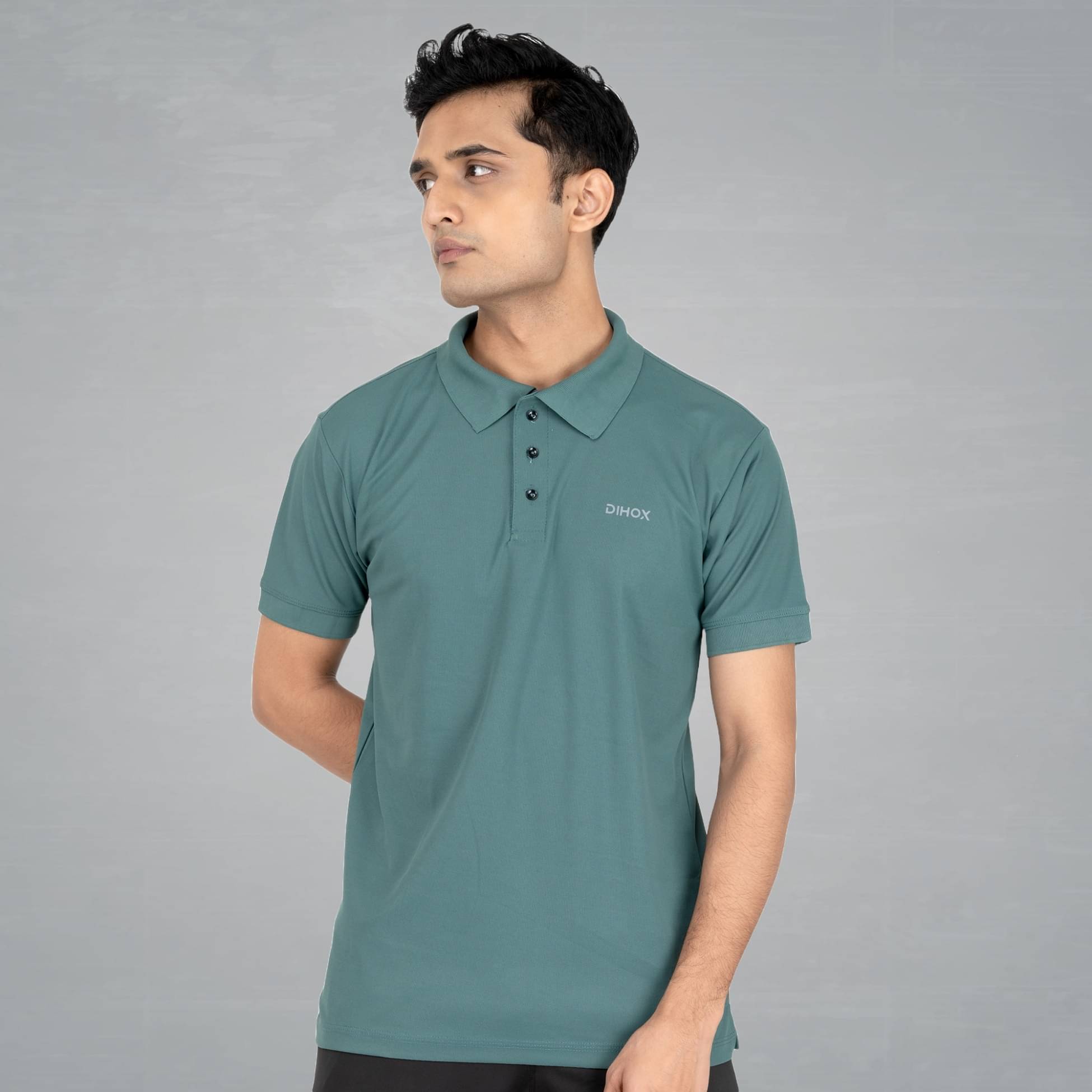     			DIHOX Green Polyester Regular Fit Men's Sports Polo T-Shirt ( Pack of 1 )