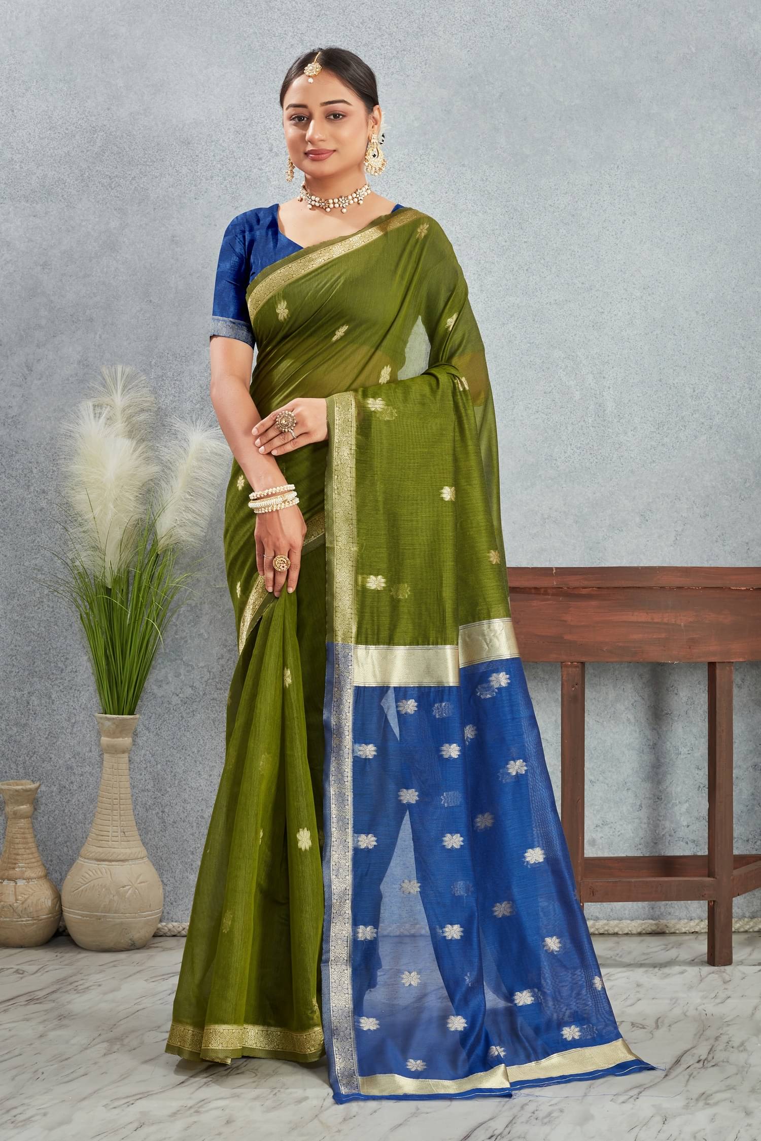     			JULEE Chanderi Woven Saree With Unstitched Blouse Piece ( Sea Green )