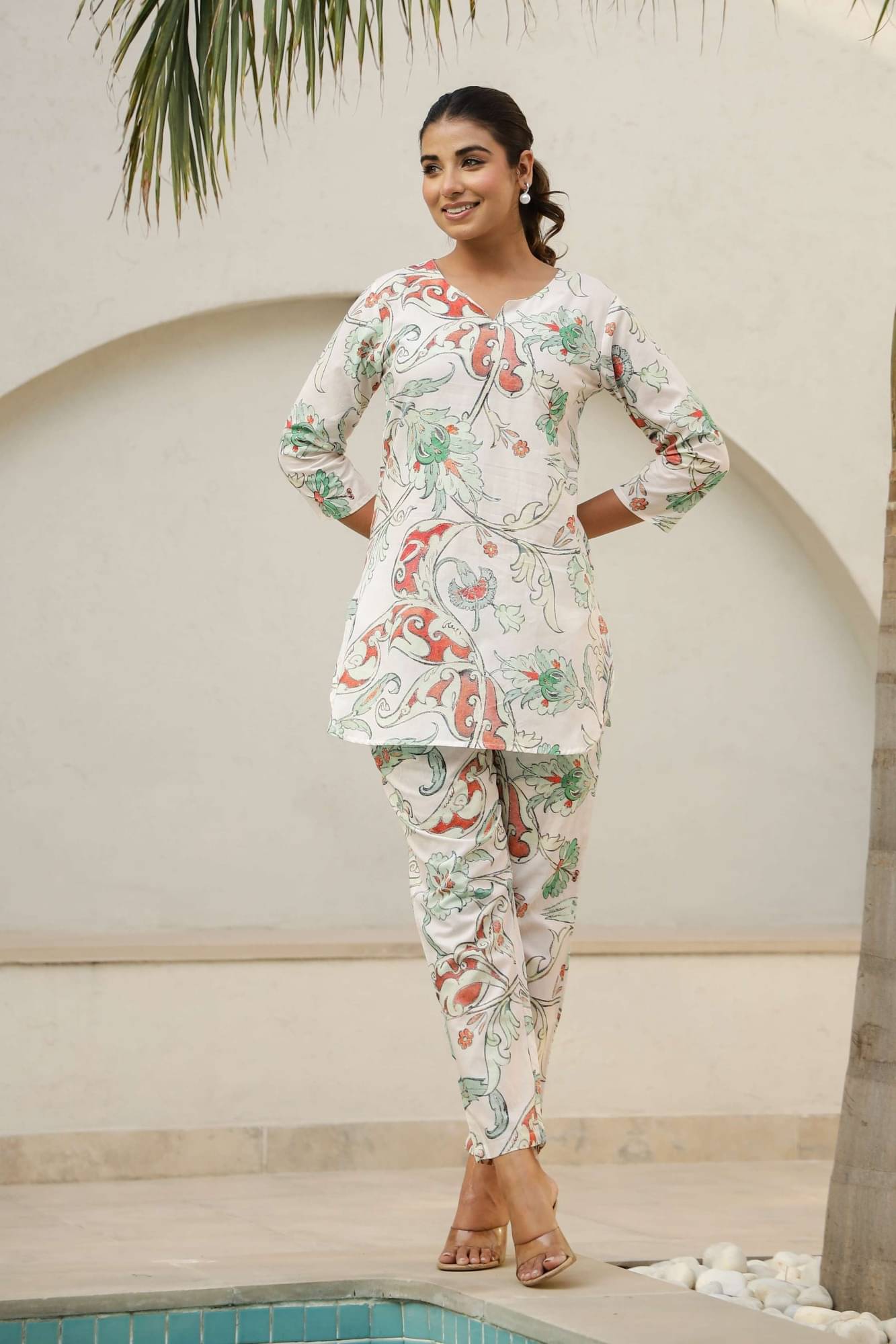 Label Flavia Women Printed Shirt With Trousers Co-Ord Set ( Multicolor ) Label Flavia Women Printed Shirt With Trousers Co-Ord Set ( Multicolor )