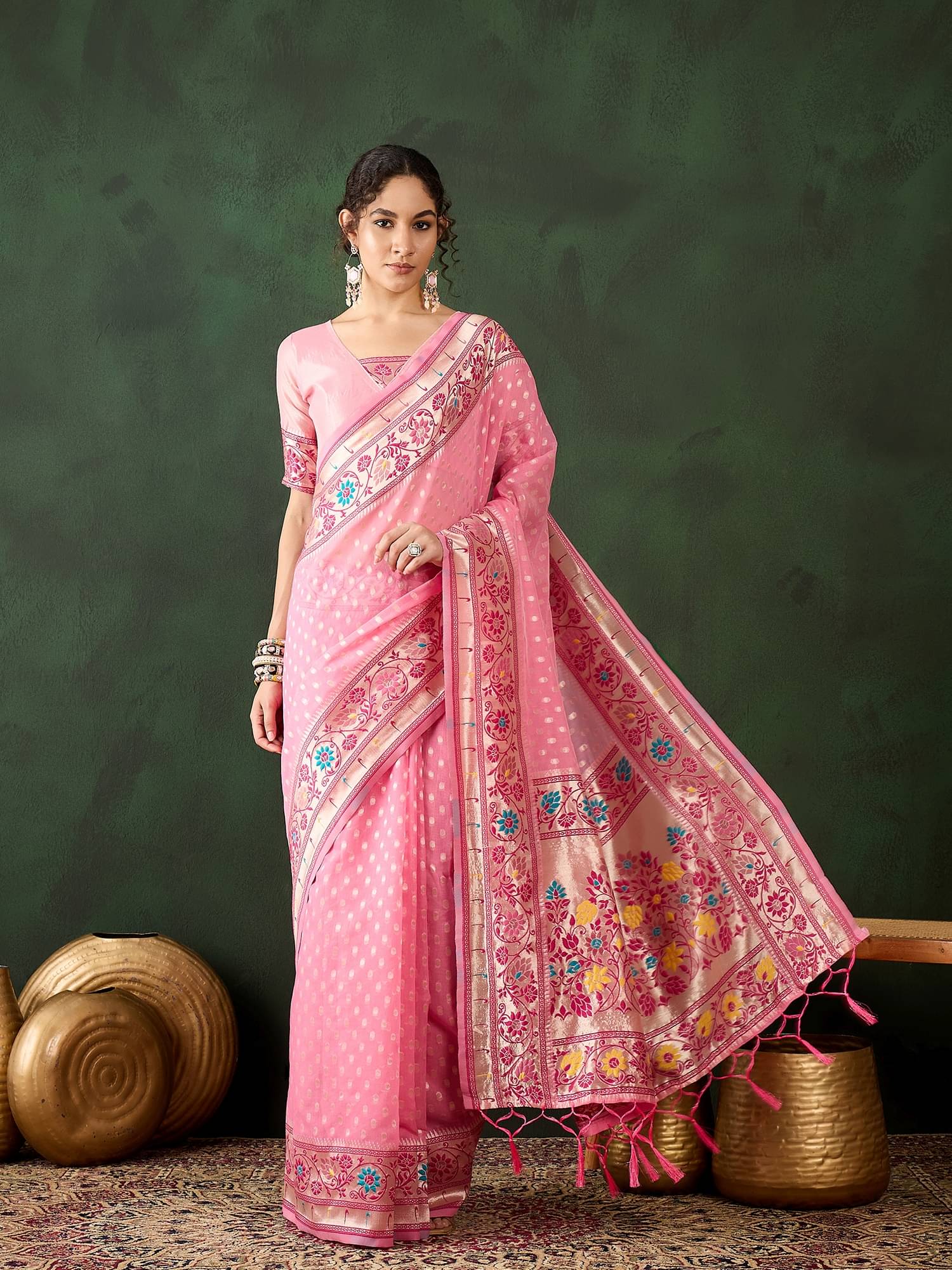     			Rangtulika Ethnics Cotton Blend Embellished Banarasi saree With Unstitched Blouse Piece ( Pink )