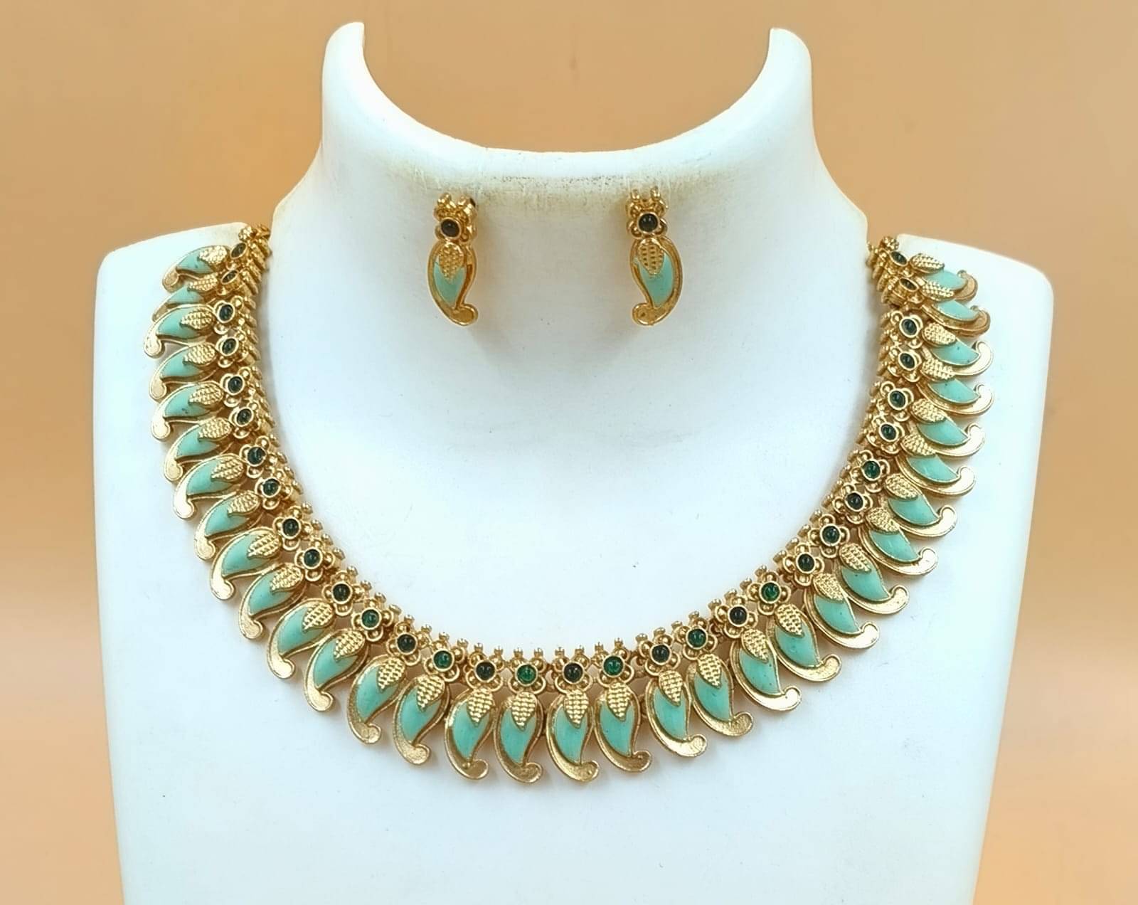     			Shilpa Creation Sea Green Alloy Necklace Set ( Pack of 1 )