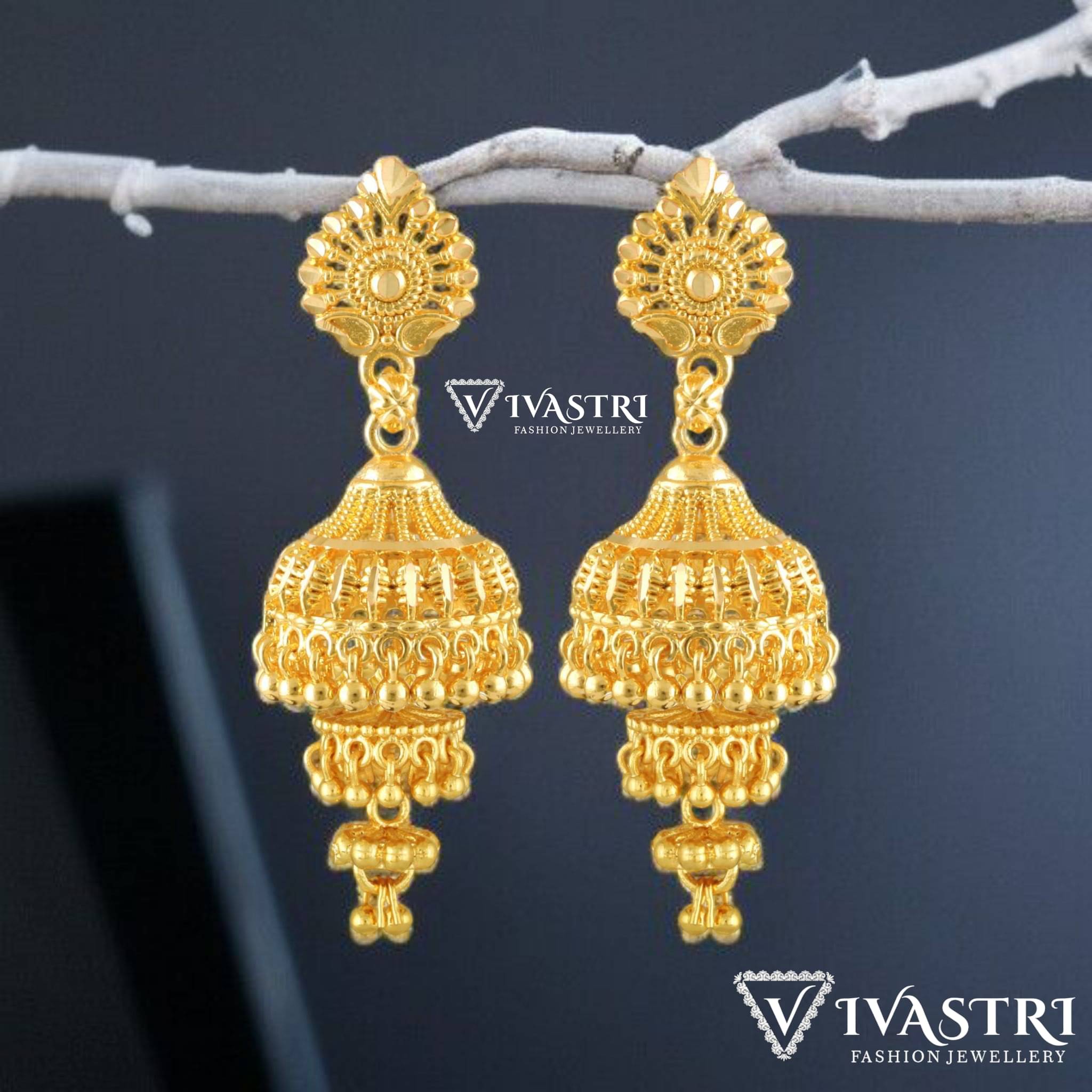     			VIVASTRI Golden Jhumki Earrings ( Pack of 1 )