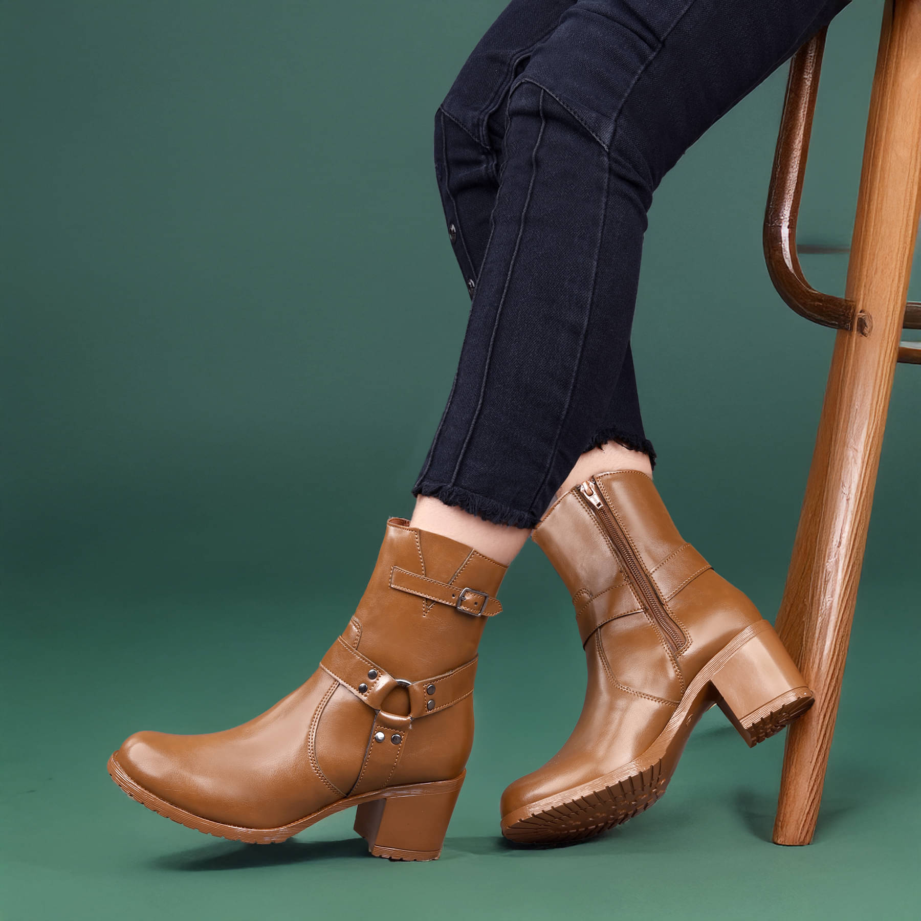     			YUVRATO BAXI Tan Women's Ankle Length Boots