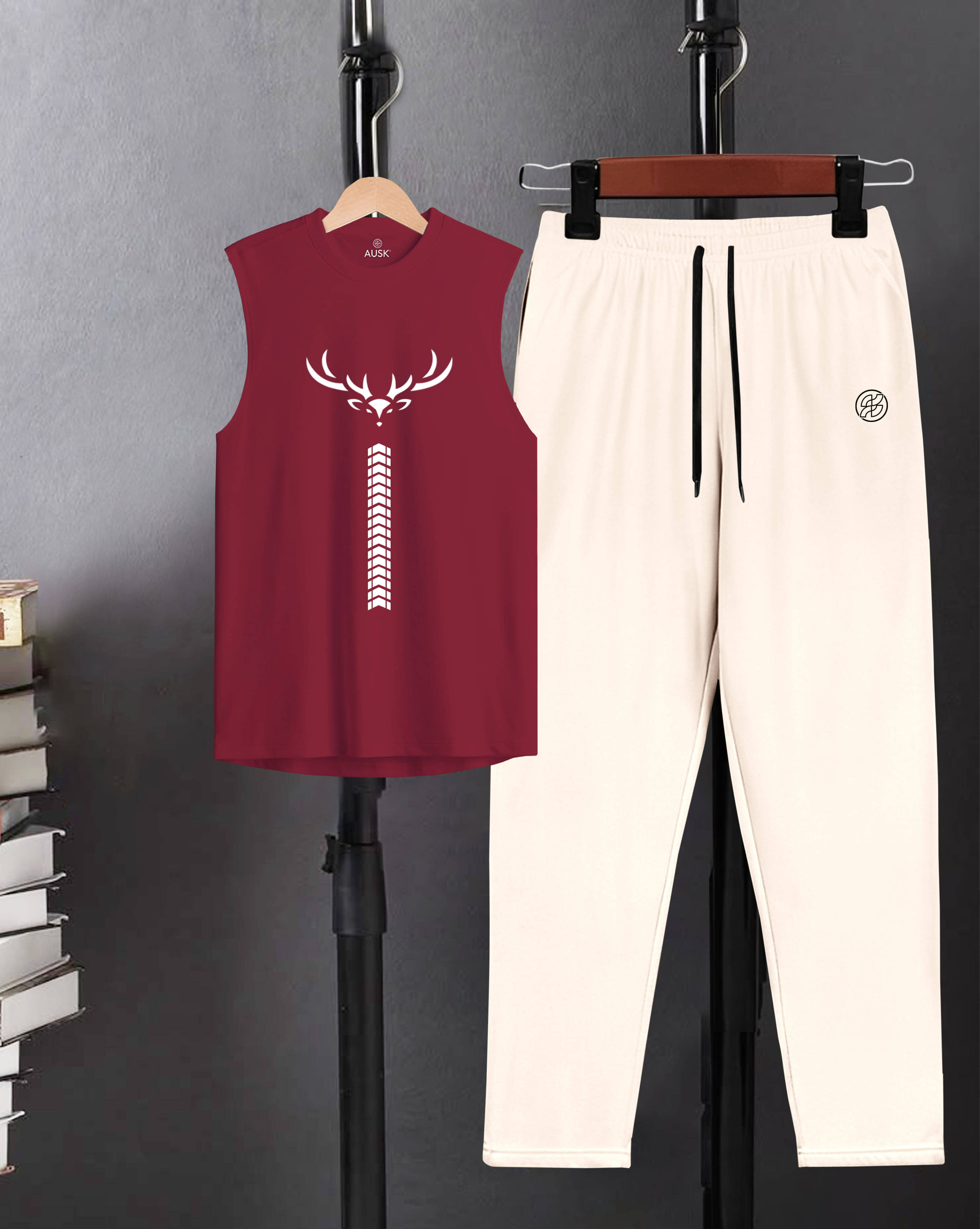     			AUSK Maroon Cotton Blend Relaxed Fit Men's Tracksuit ( Pack of 1 )