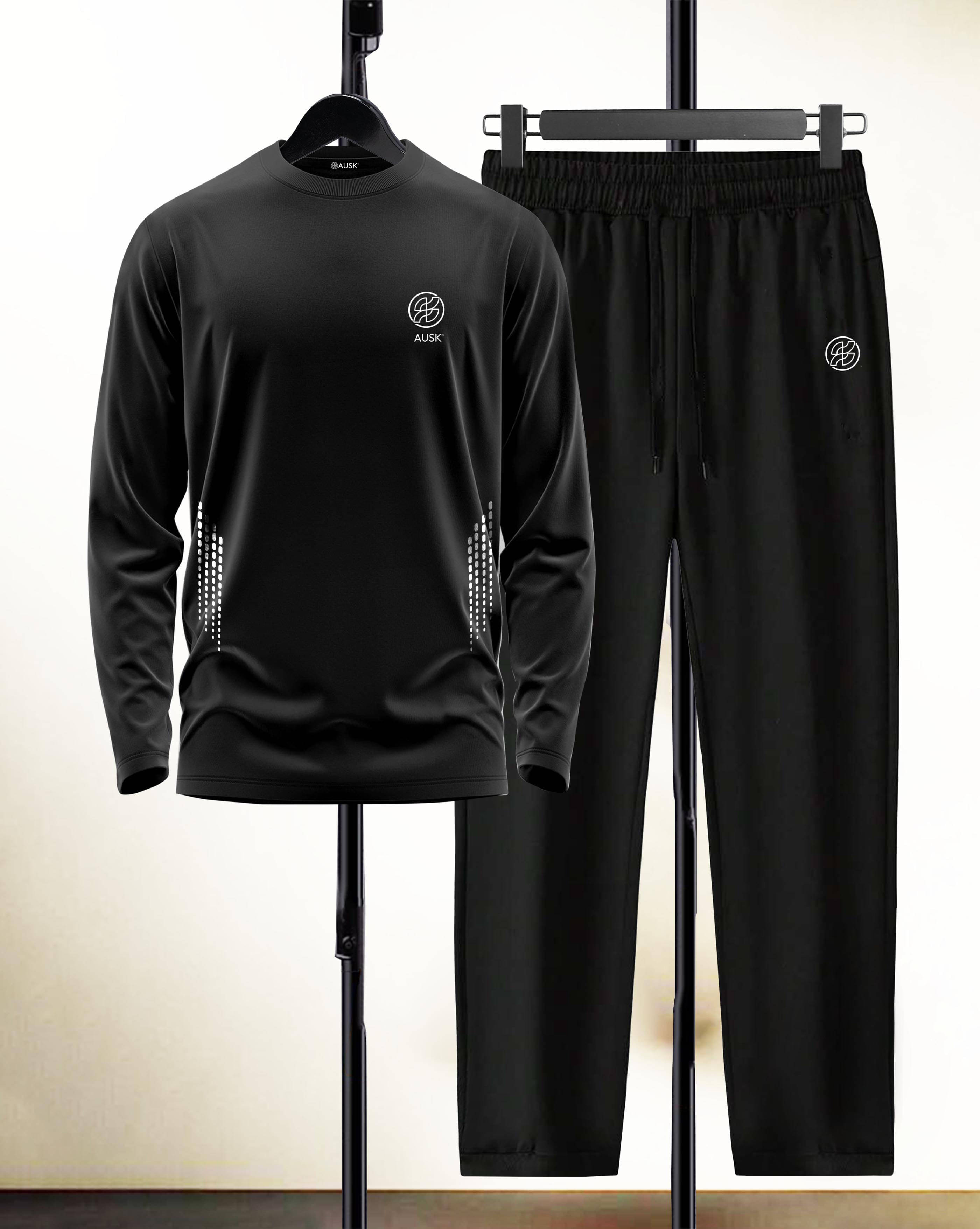     			ENITOR Black Cotton Blend Relaxed Fit Men's Tracksuit ( Pack of 1 )