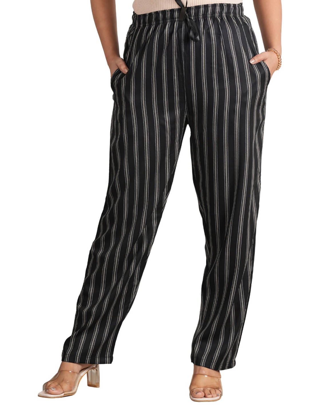     			Styleshoes Black Rayon Women's Nightwear Nightsuit Sets ( Pack of 1 )