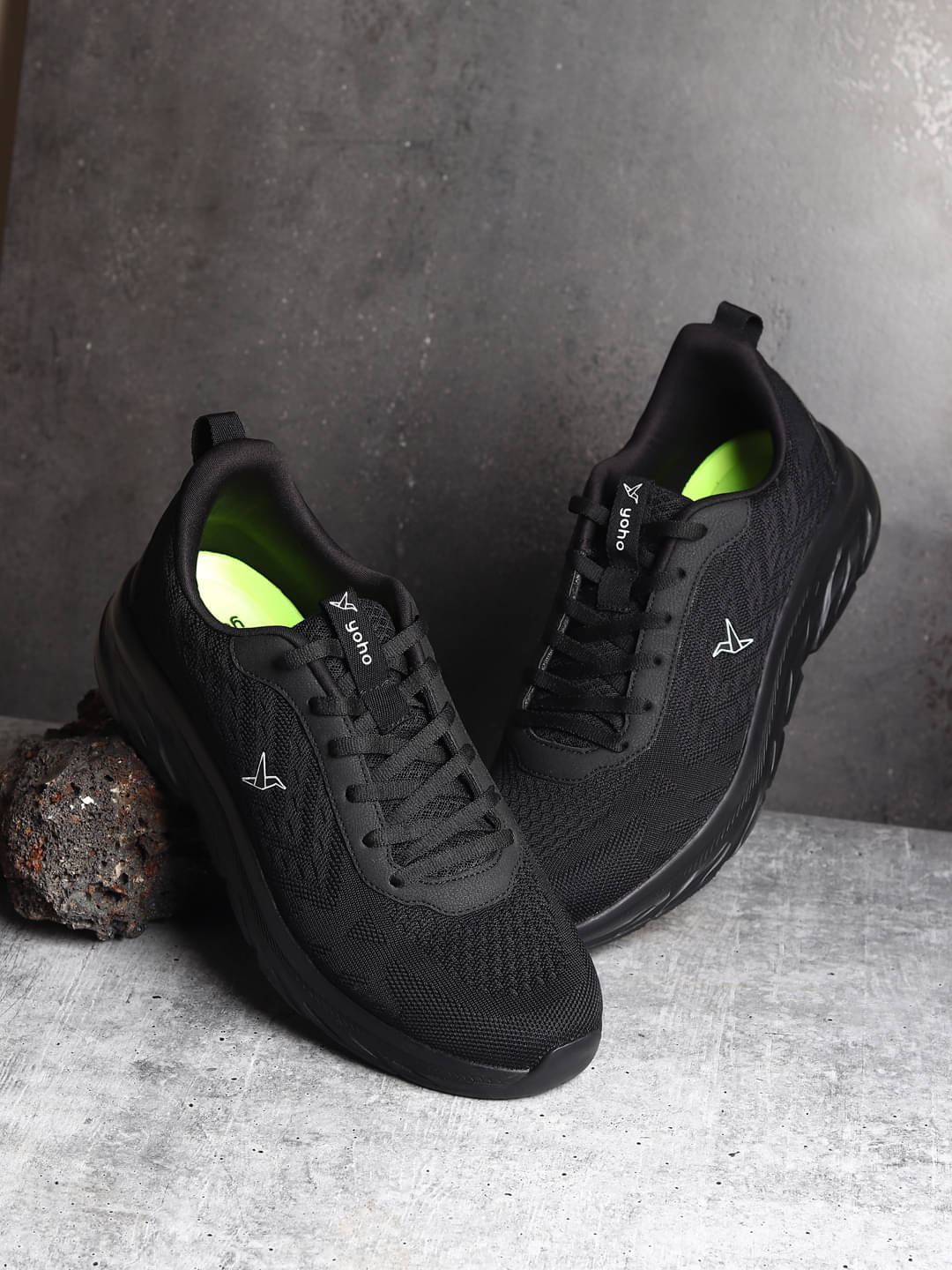     			Yoho Yoho CAS 108 Men|Lightweight|Breathable Support Black Men's Sneakers