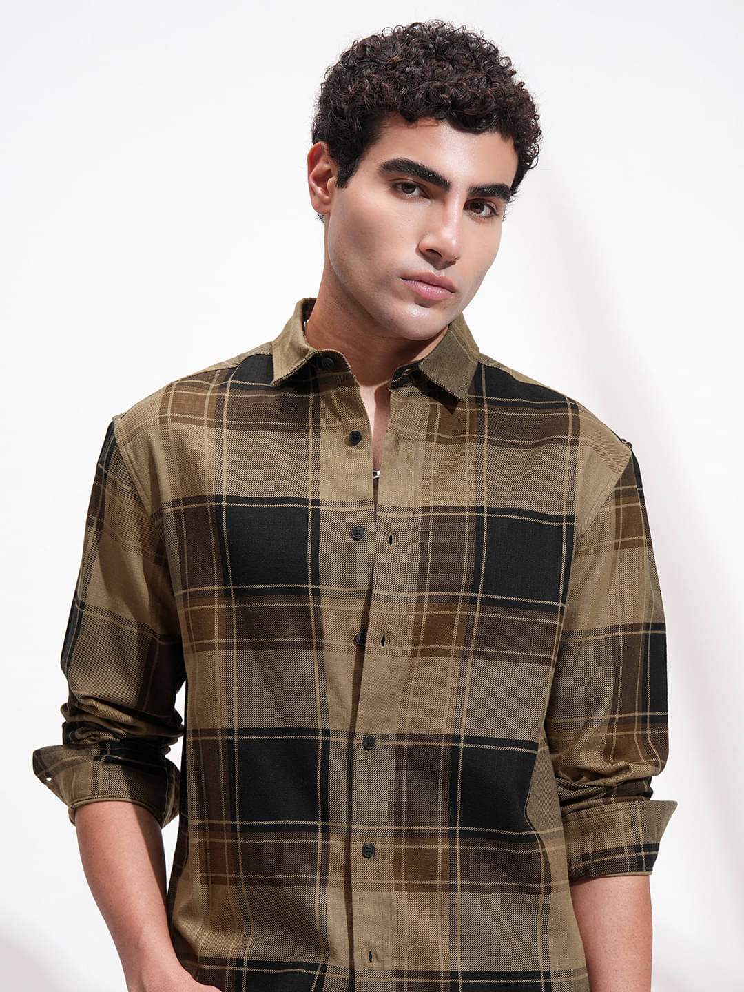     			Highlander 100% Cotton Oversized Fit Checks Full Sleeves Men's Casual Shirt - Multicolor ( Pack of 1 )