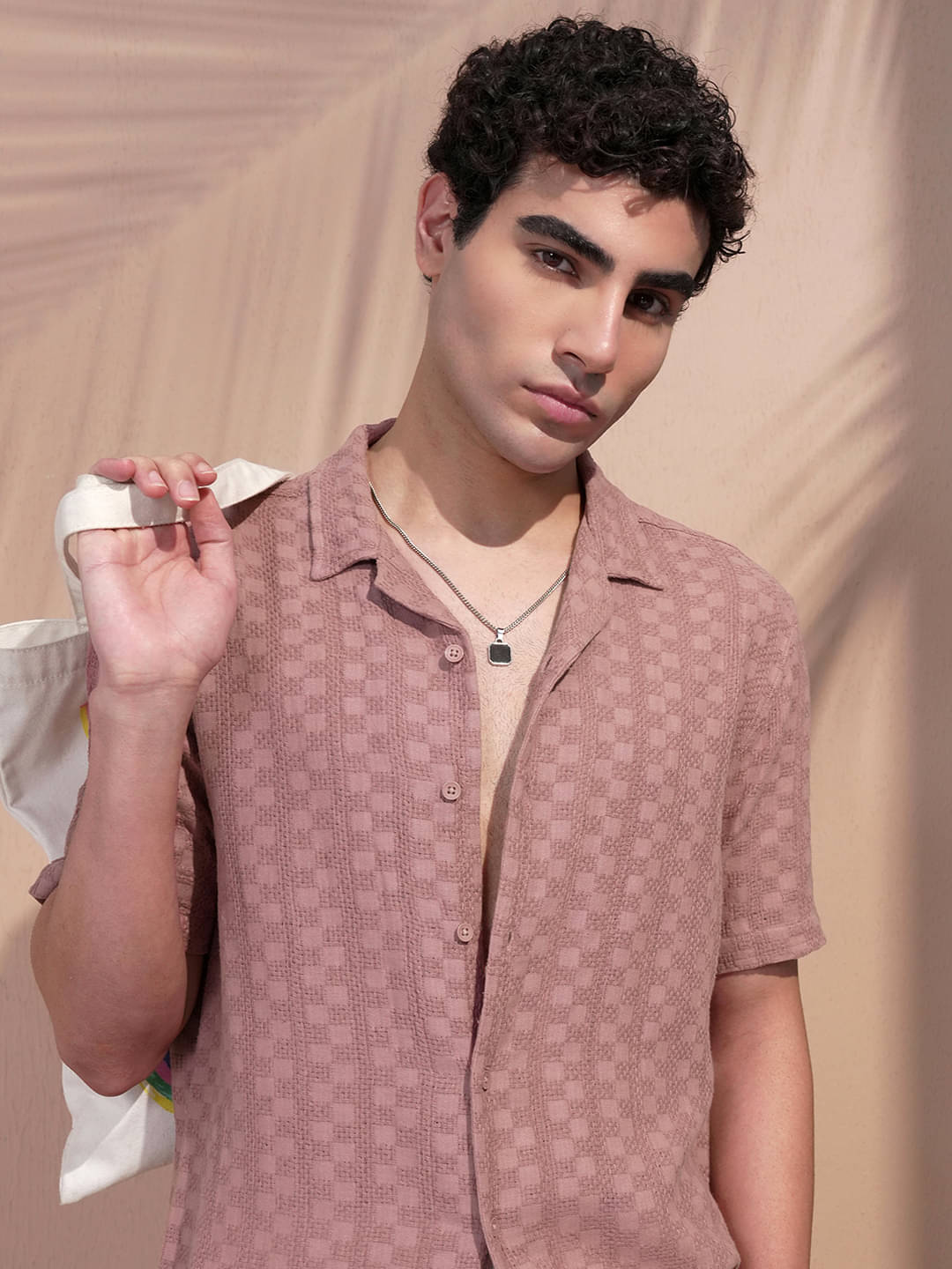 Highlander 100% Cotton Relaxed Fit Self Design Full Sleeves Men's Casual Shirt - Rose Gold ( Pack of 1 ) Highlander 100% Cotton Relaxed Fit Self Design Full Sleeves Men's Casual Shirt - Rose Gold ( Pack of 1 )