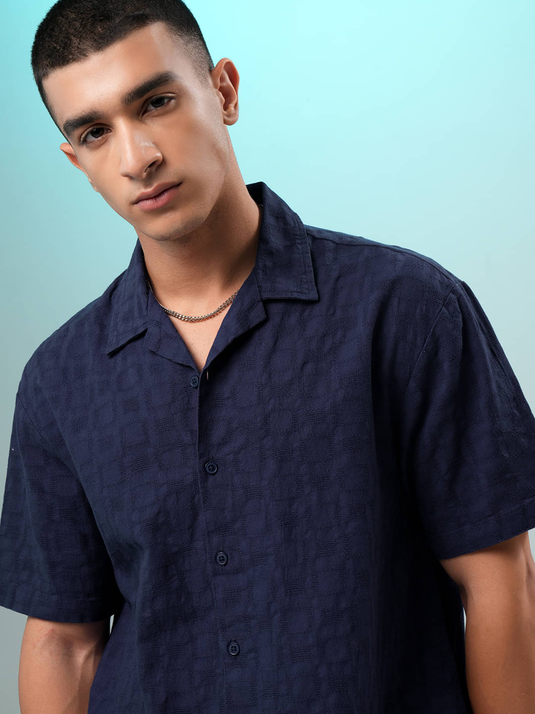     			Highlander 100% Cotton Relaxed Fit Solids Half Sleeves Men's Casual Shirt - Navy Blue ( Pack of 1 )