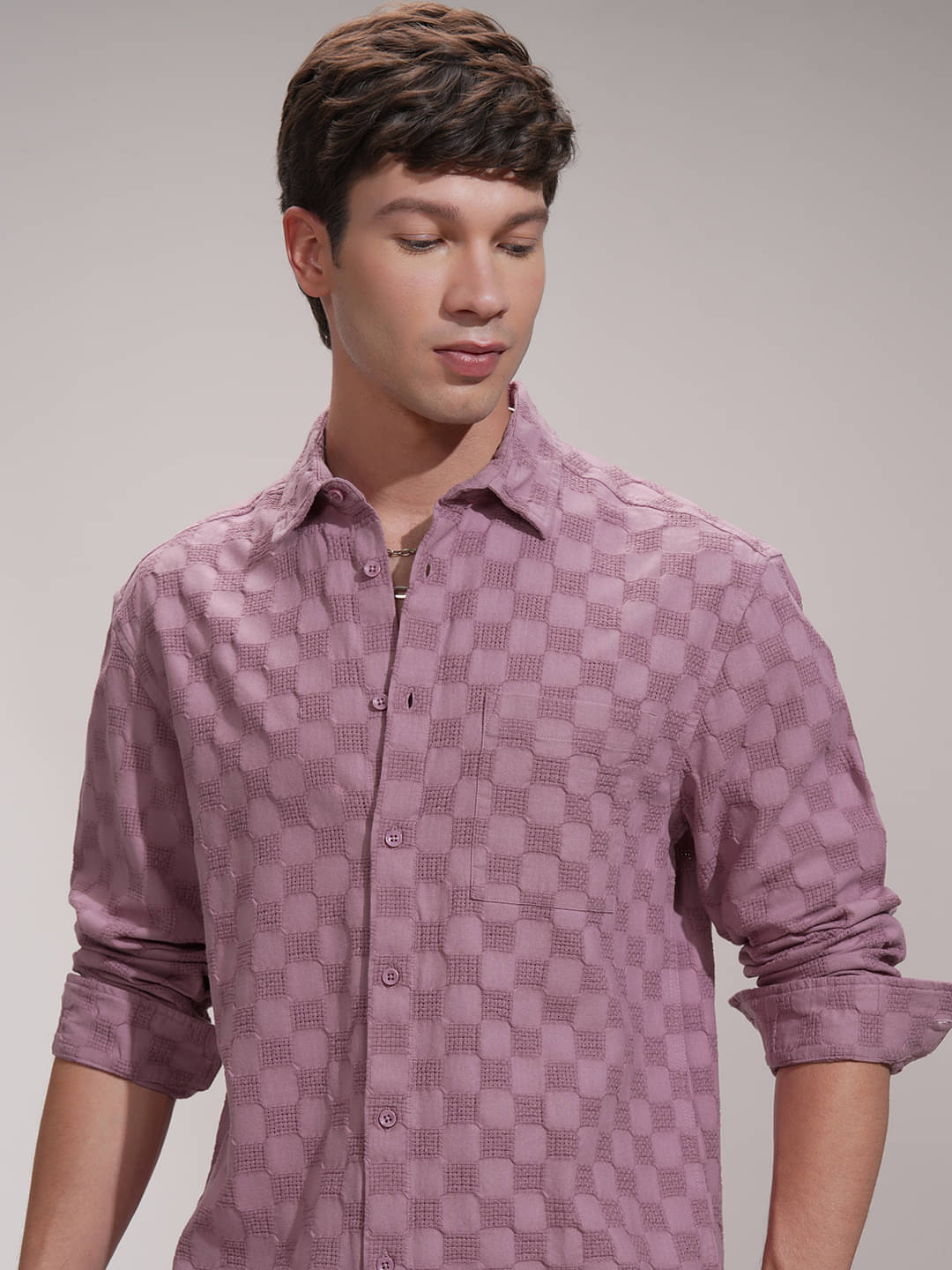    			Highlander 100% Cotton Relaxed Fit Self Design Full Sleeves Men's Casual Shirt - Pink ( Pack of 1 )