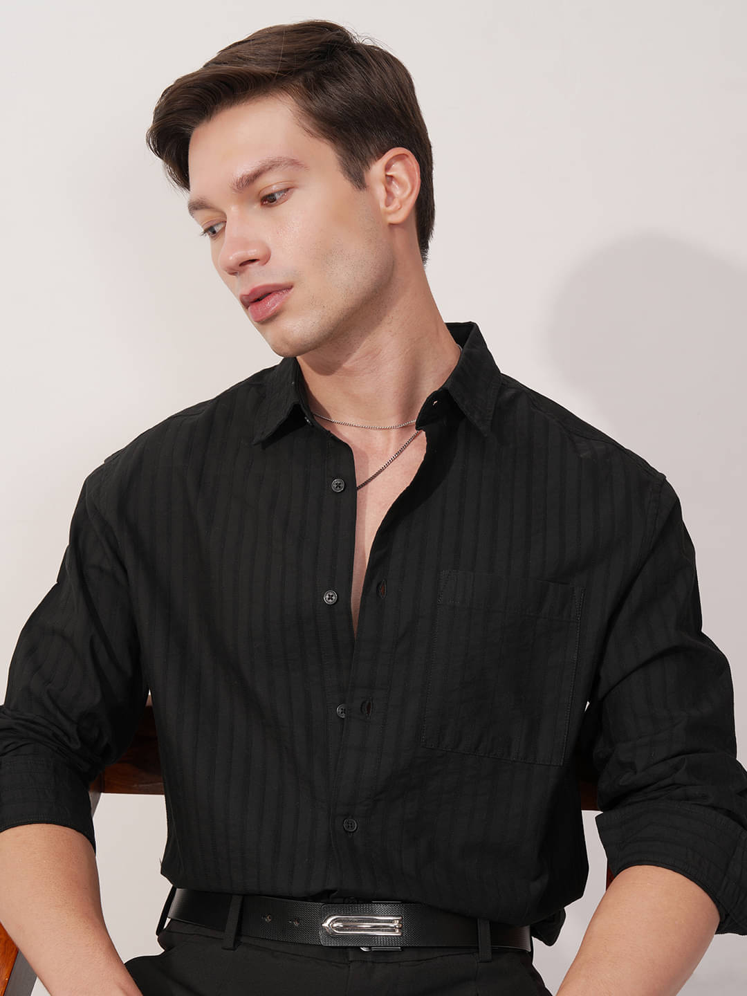     			Highlander 100% Cotton Relaxed Fit Striped Full Sleeves Men's Casual Shirt - Black ( Pack of 1 )
