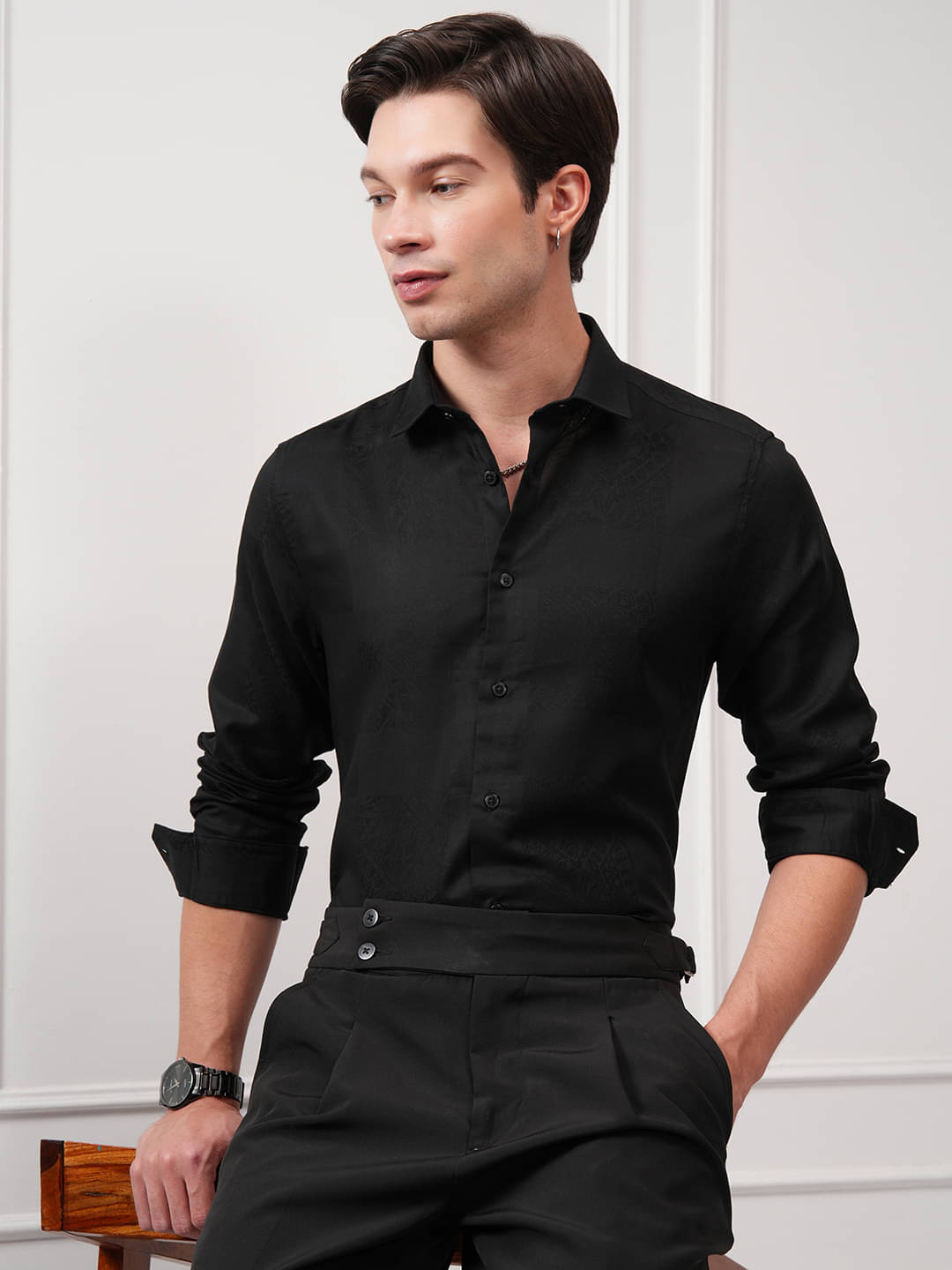    			Highlander 100% Cotton Slim Fit Self Design Full Sleeves Men's Casual Shirt - Black ( Pack of 1 )