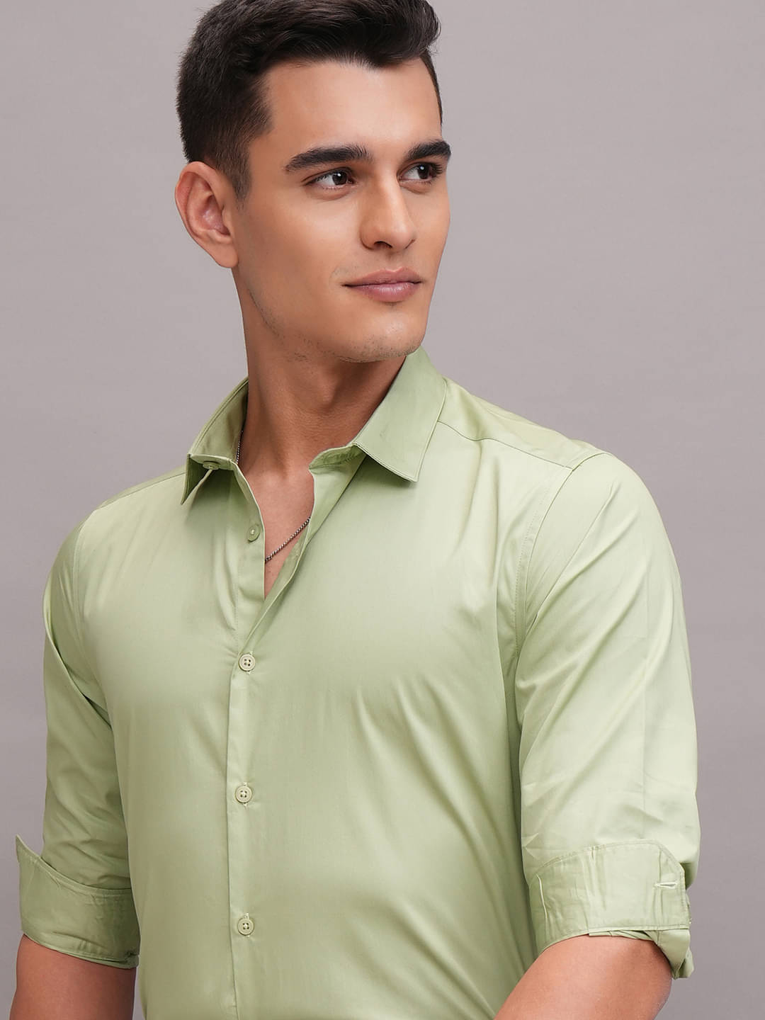 Highlander 100% Cotton Slim Fit Solids Full Sleeves Men's Casual Shirt - Green ( Pack of 1 ) Highlander 100% Cotton Slim Fit Solids Full Sleeves Men's Casual Shirt - Green ( Pack of 1 )