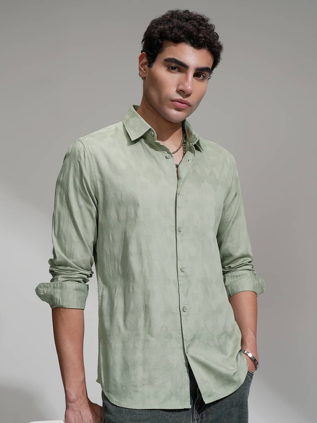 Highlander 100% Cotton Slim Fit Self Design Full Sleeves Men's Casual Shirt - Light Green ( Pack of 1 )     			Highlander 100% Cotton Slim Fit Self Design Full Sleeves Men's Casual Shirt - Light Green ( Pack of 1 )