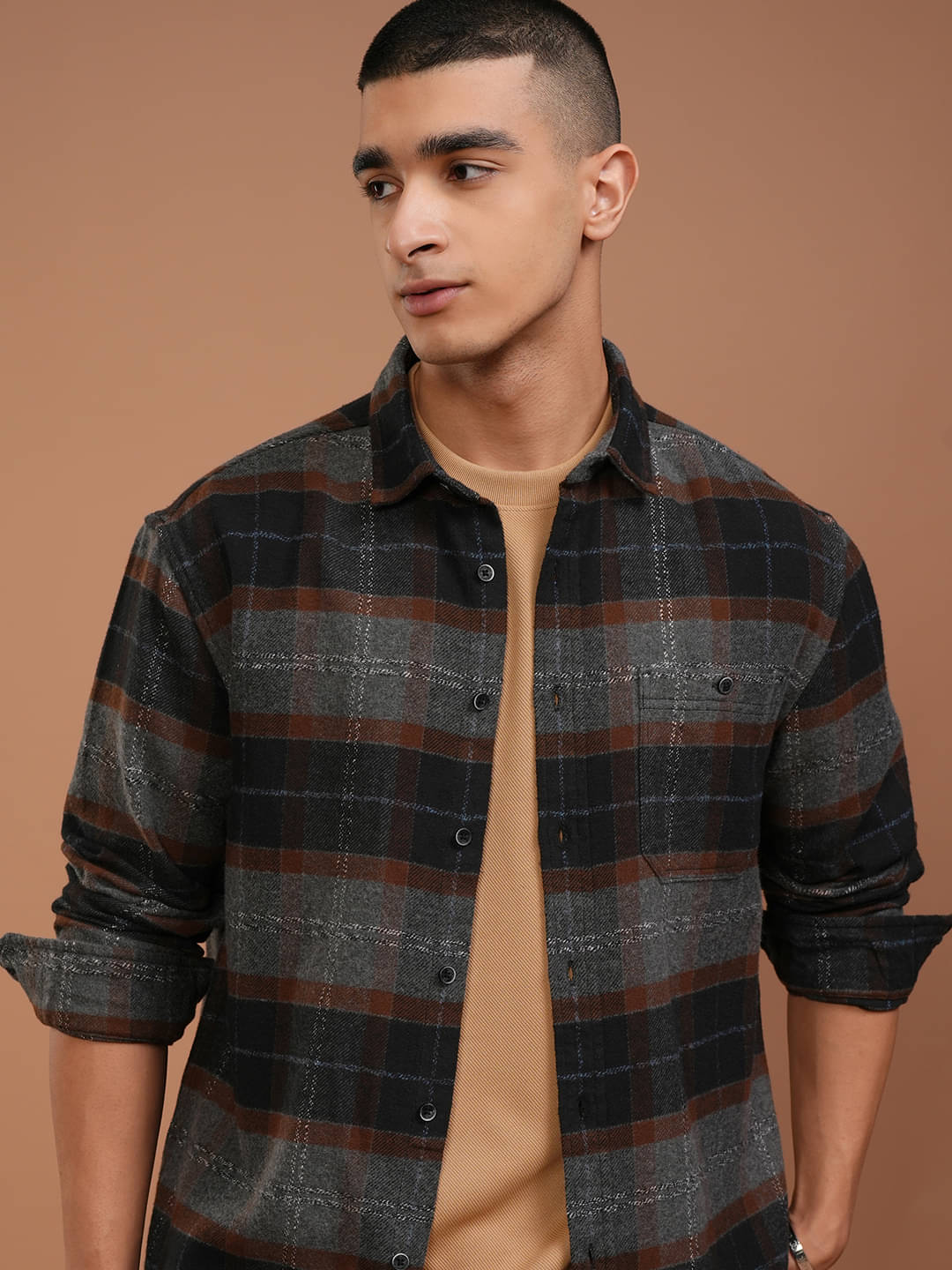     			Highlander Cotton Blend Relaxed Fit Solids Full Sleeves Men's Casual Shirt - Multicolor ( Pack of 1 )