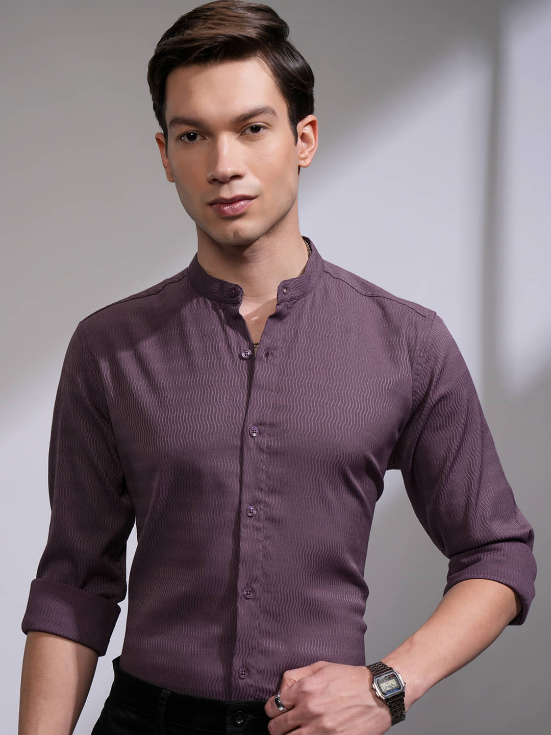 Highlander Cotton Blend Slim Fit Solids Full Sleeves Men's Casual Shirt - Purple ( Pack of 1 )     			Highlander Cotton Blend Slim Fit Solids Full Sleeves Men's Casual Shirt - Purple ( Pack of 1 )