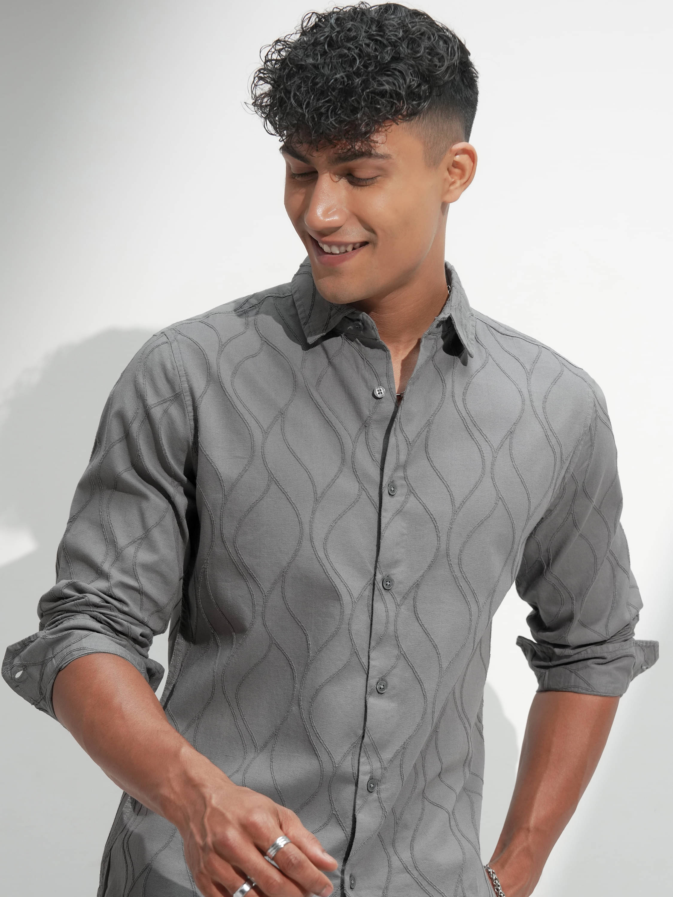     			Highlander Cotton Blend Slim Fit Self Design Full Sleeves Men's Casual Shirt - Grey ( Pack of 1 )