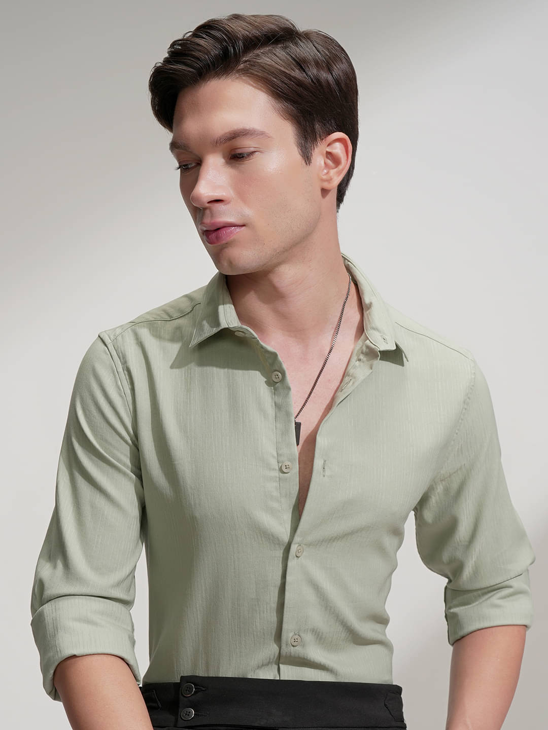     			Highlander Cotton Blend Slim Fit Self Design Full Sleeves Men's Casual Shirt - Light Green ( Pack of 1 )