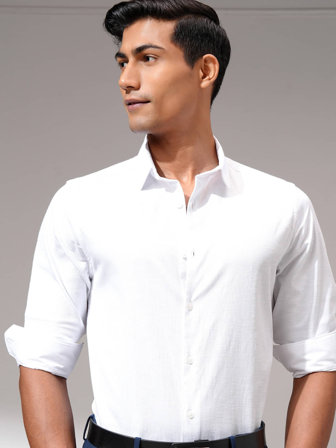     			Highlander Cotton Blend Slim Fit Solids Full Sleeves Men's Casual Shirt - White ( Pack of 1 )